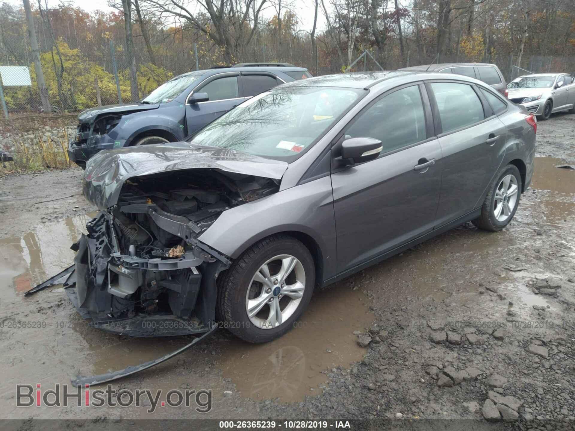 2014 Ford Focus - VIN: 1FADP3F20EL365782 - Photo 2
