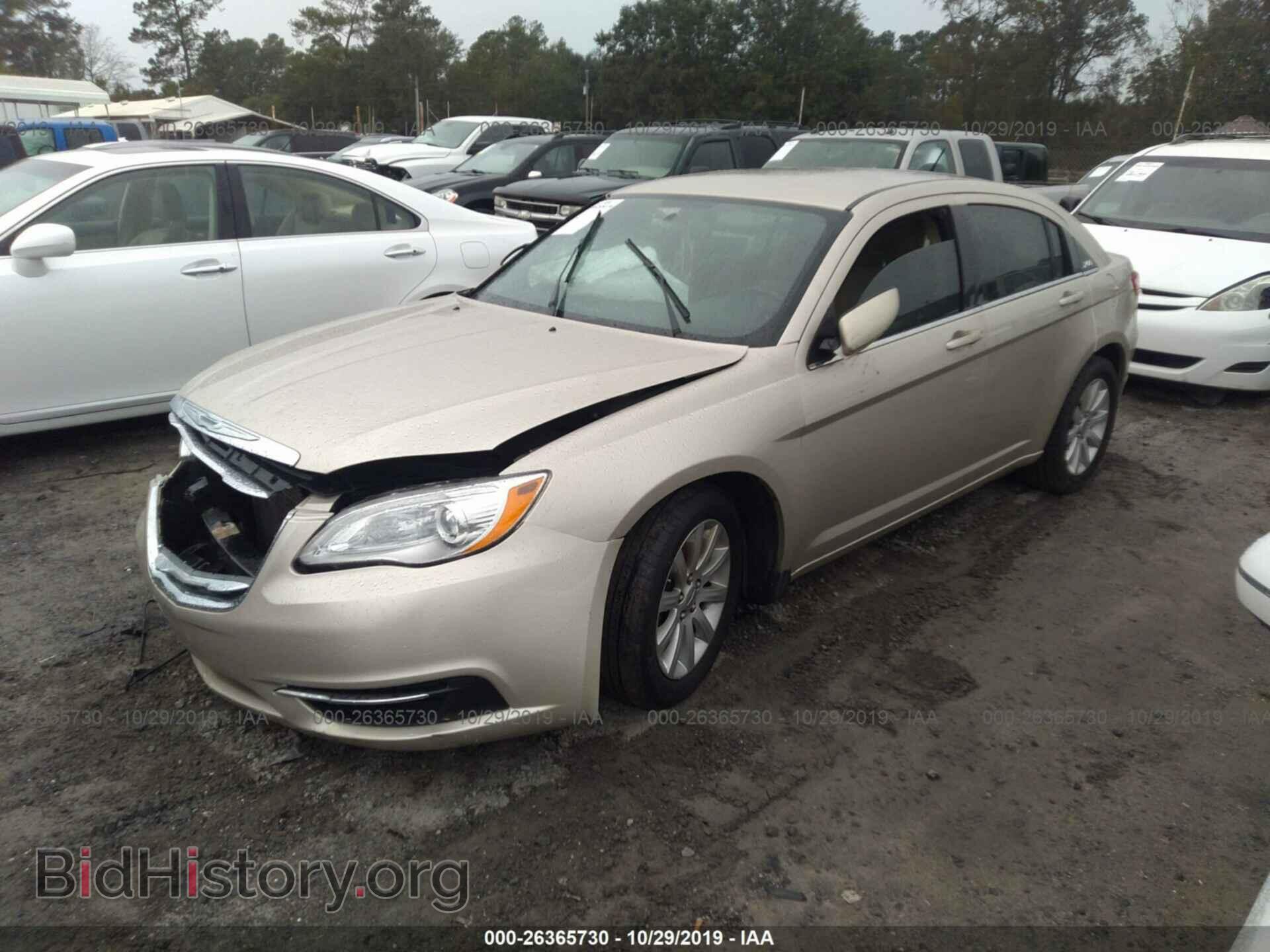 2014 CHRYSLER 200 - VIN: 1C3CCBBB6EN132273 - Фото 2
