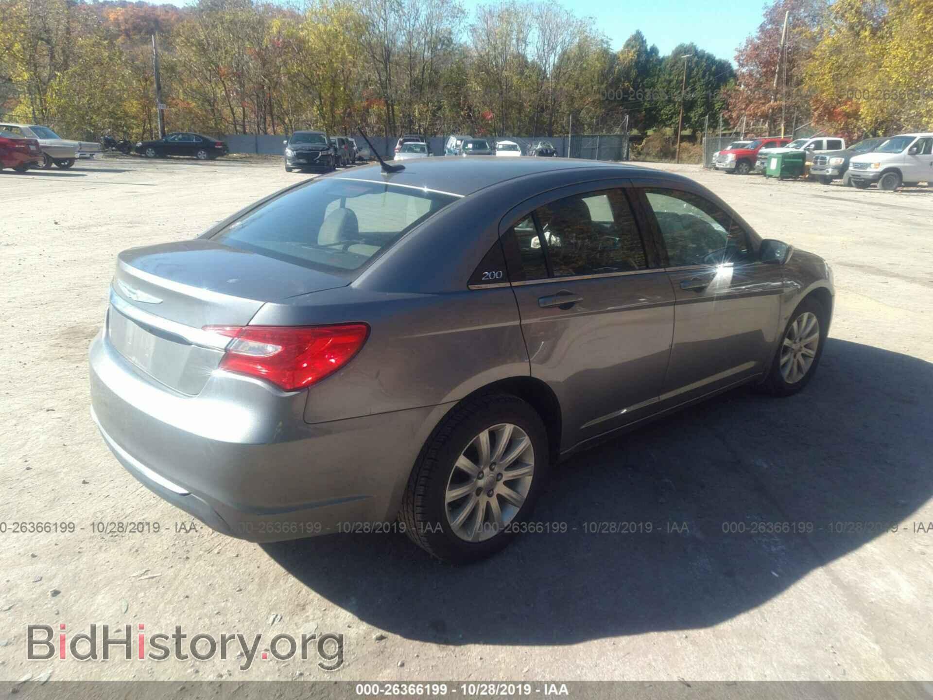 2012 CHRYSLER 200 - VIN: 1C3CCBBB4CN106901 - Фото 4