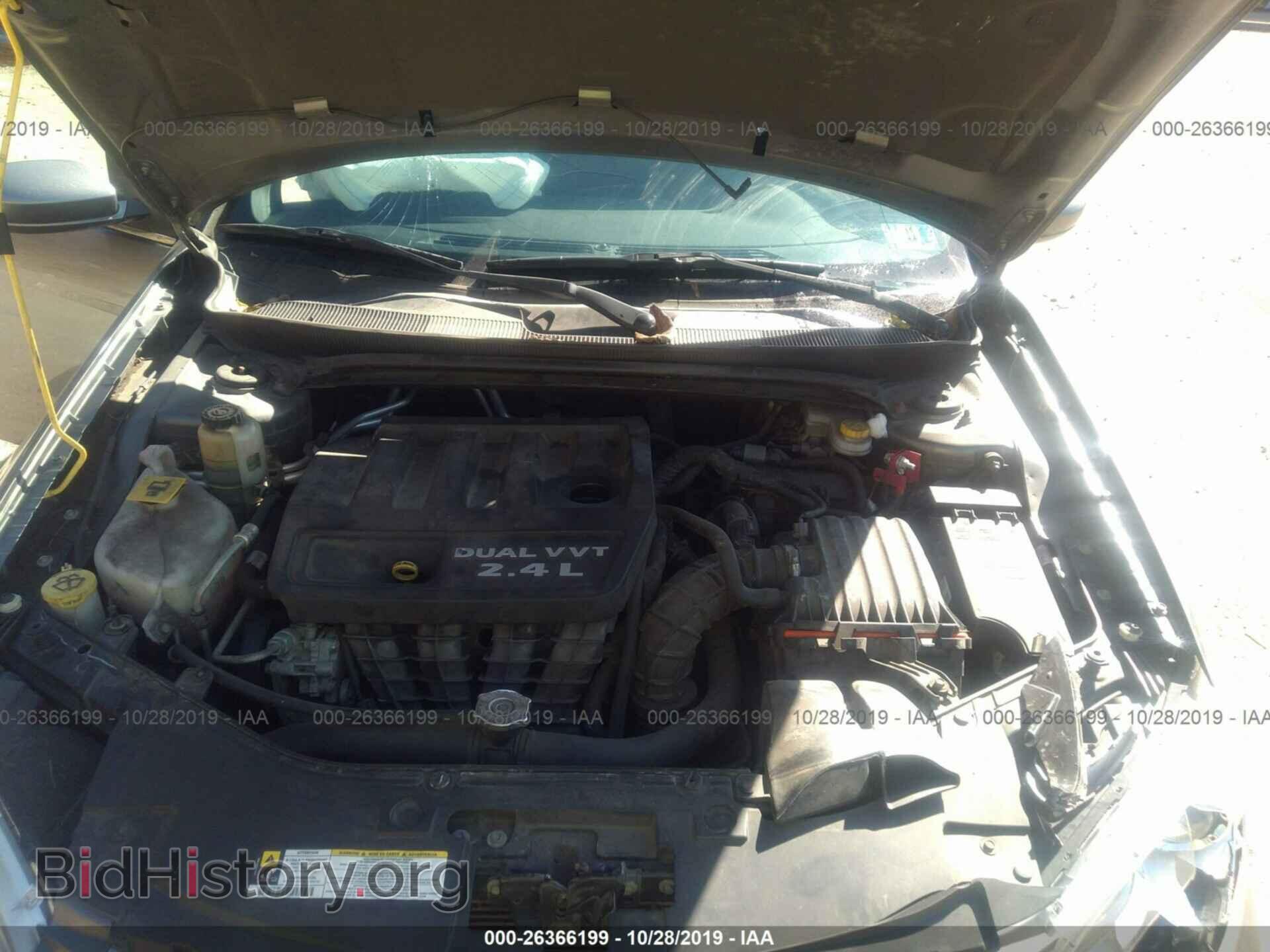 2012 CHRYSLER 200 - VIN: 1C3CCBBB4CN106901 - Фото 10
