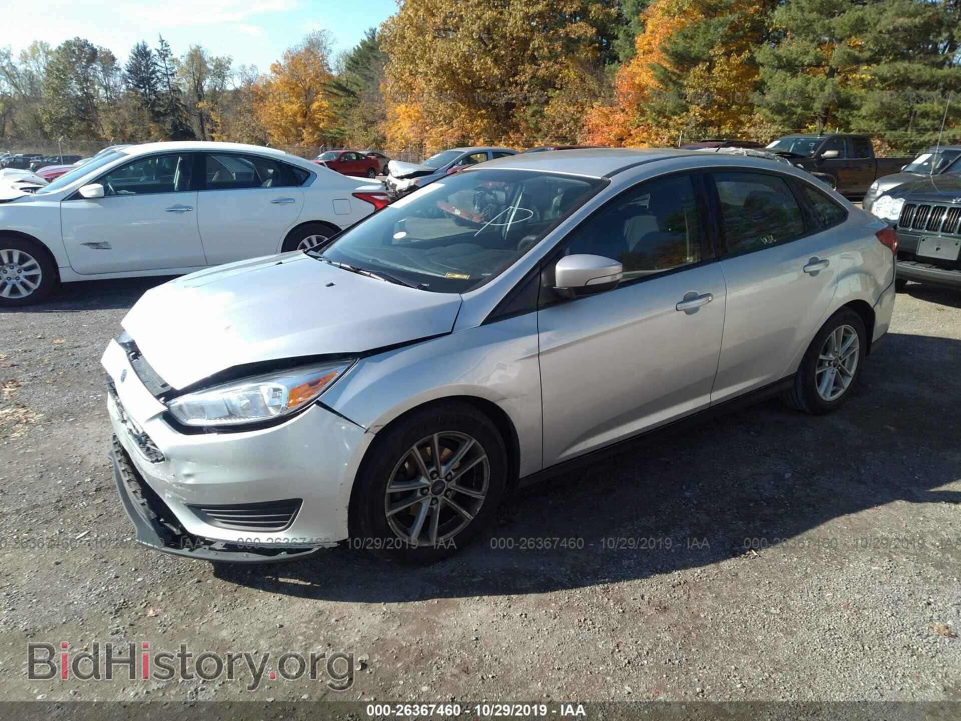 2017 Ford Focus - VIN: 1FADP3F21HL257143 - Фото 2