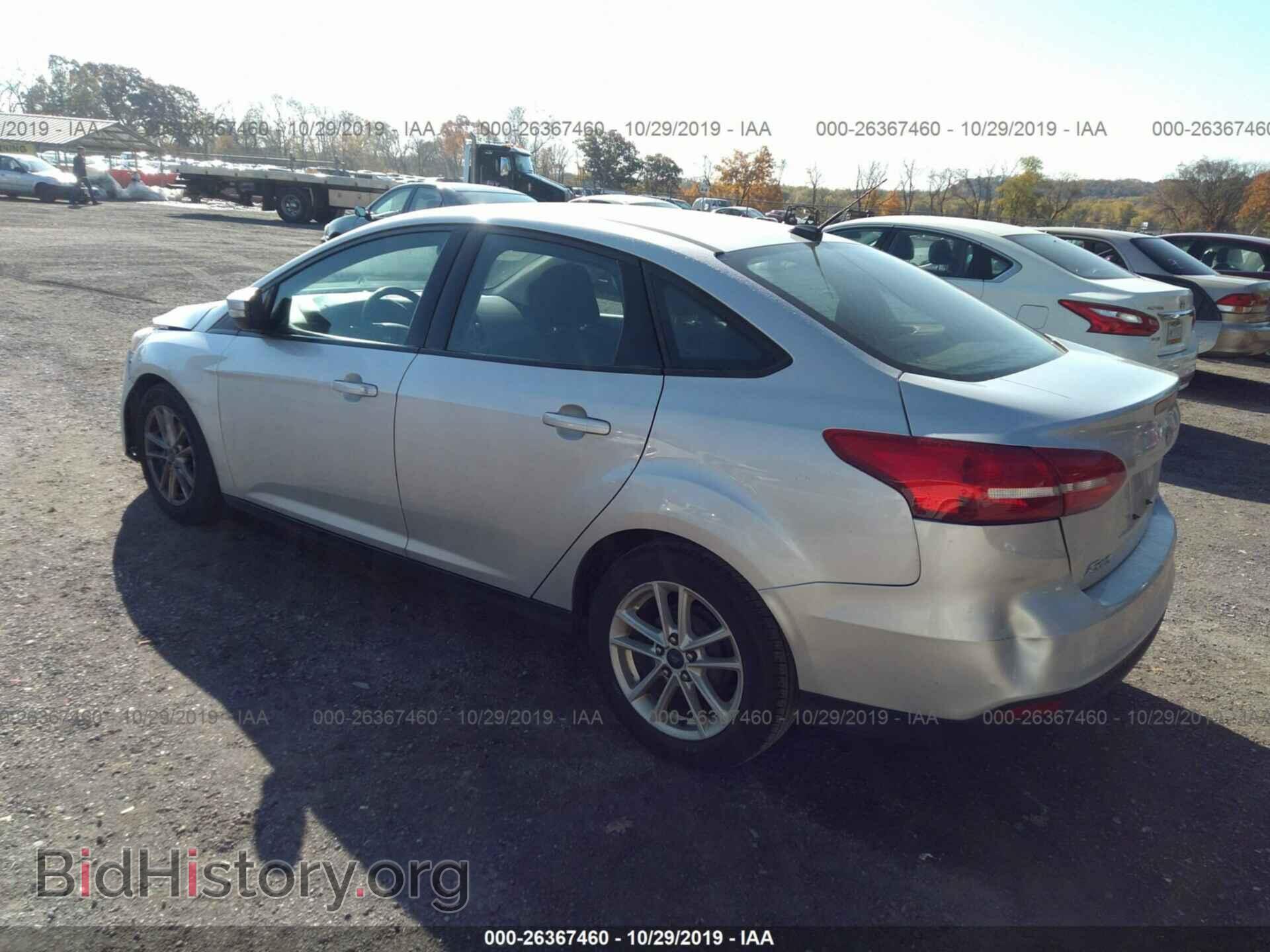 2017 Ford Focus - VIN: 1FADP3F21HL257143 - Фото 3
