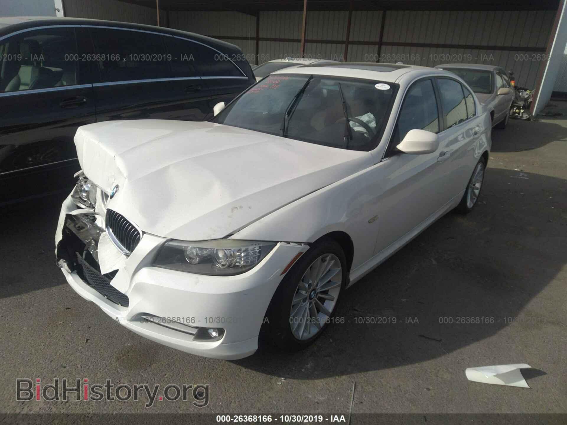 2011 BMW 335 - VIN: WBAPM5C53BE577969 - Фото 2