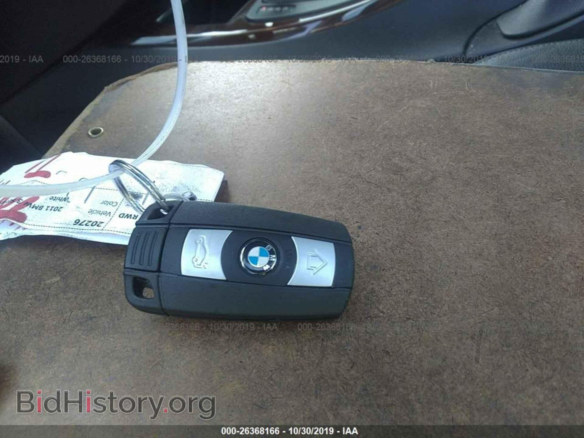 2011 BMW 335 - VIN: WBAPM5C53BE577969 - Фото 11