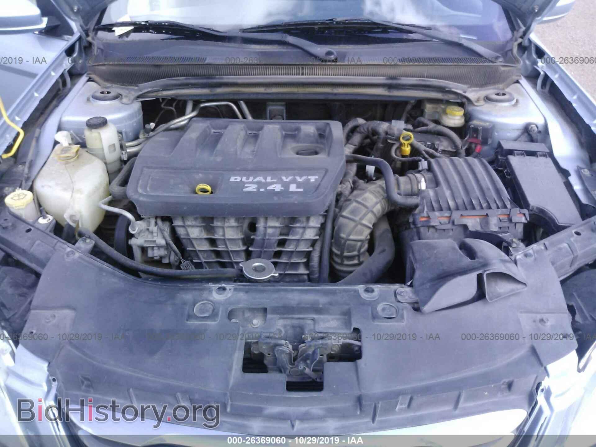 2012 CHRYSLER 200 - VIN: 1C3CCBAB0CN155532 - Фото 10