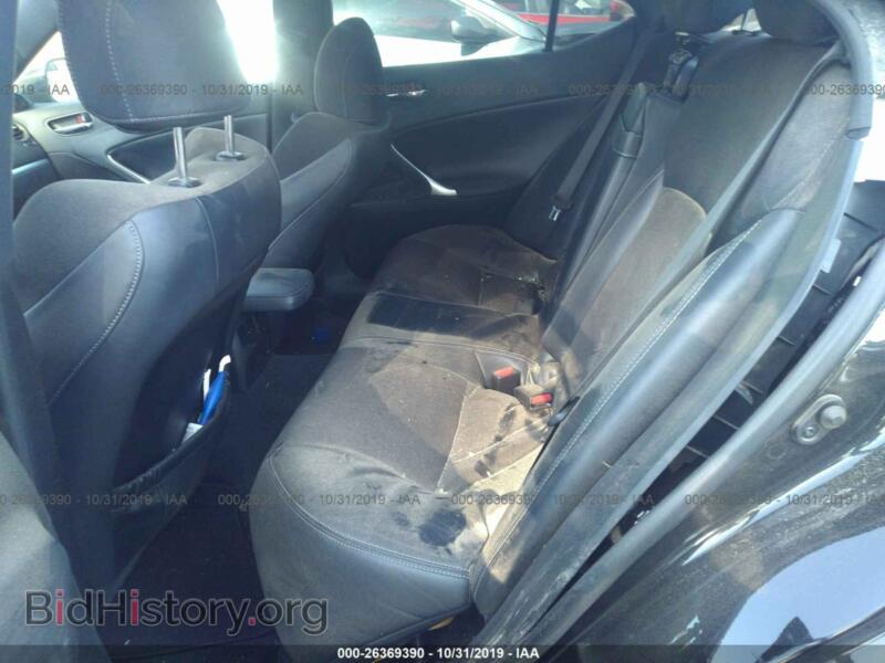 2012 Lexus IS (VIN JTHBF5C28C5176561) — photo 8 of 11