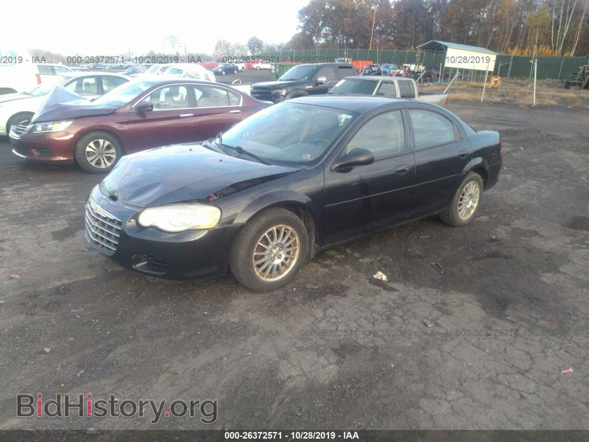 2005 CHRYSLER SEBRING - VIN: 1C3EL46X35N510477 - Фото 2