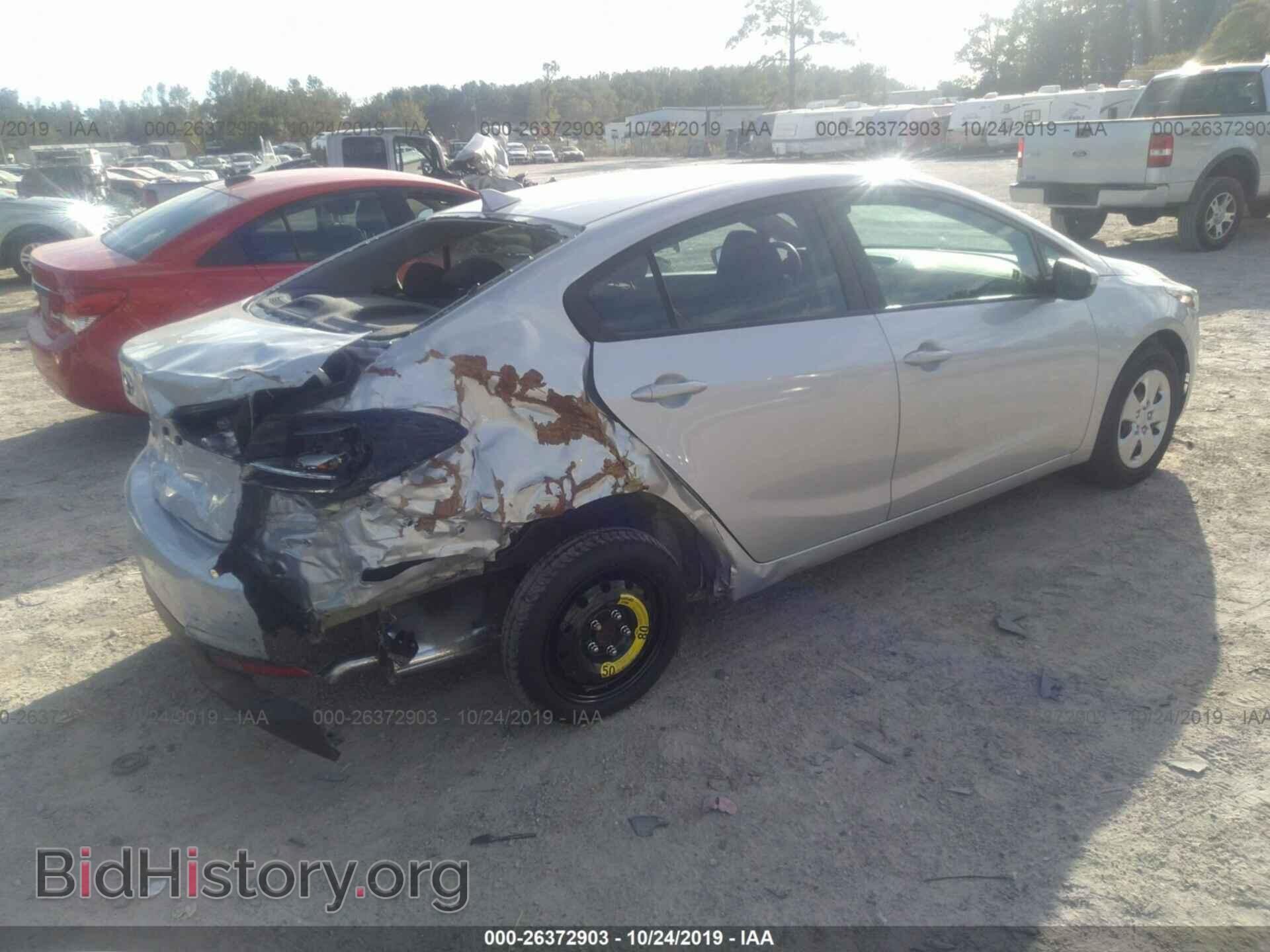 2017 KIA FORTE - VIN: 3KPFK4A7XHE027796 - Фото 4
