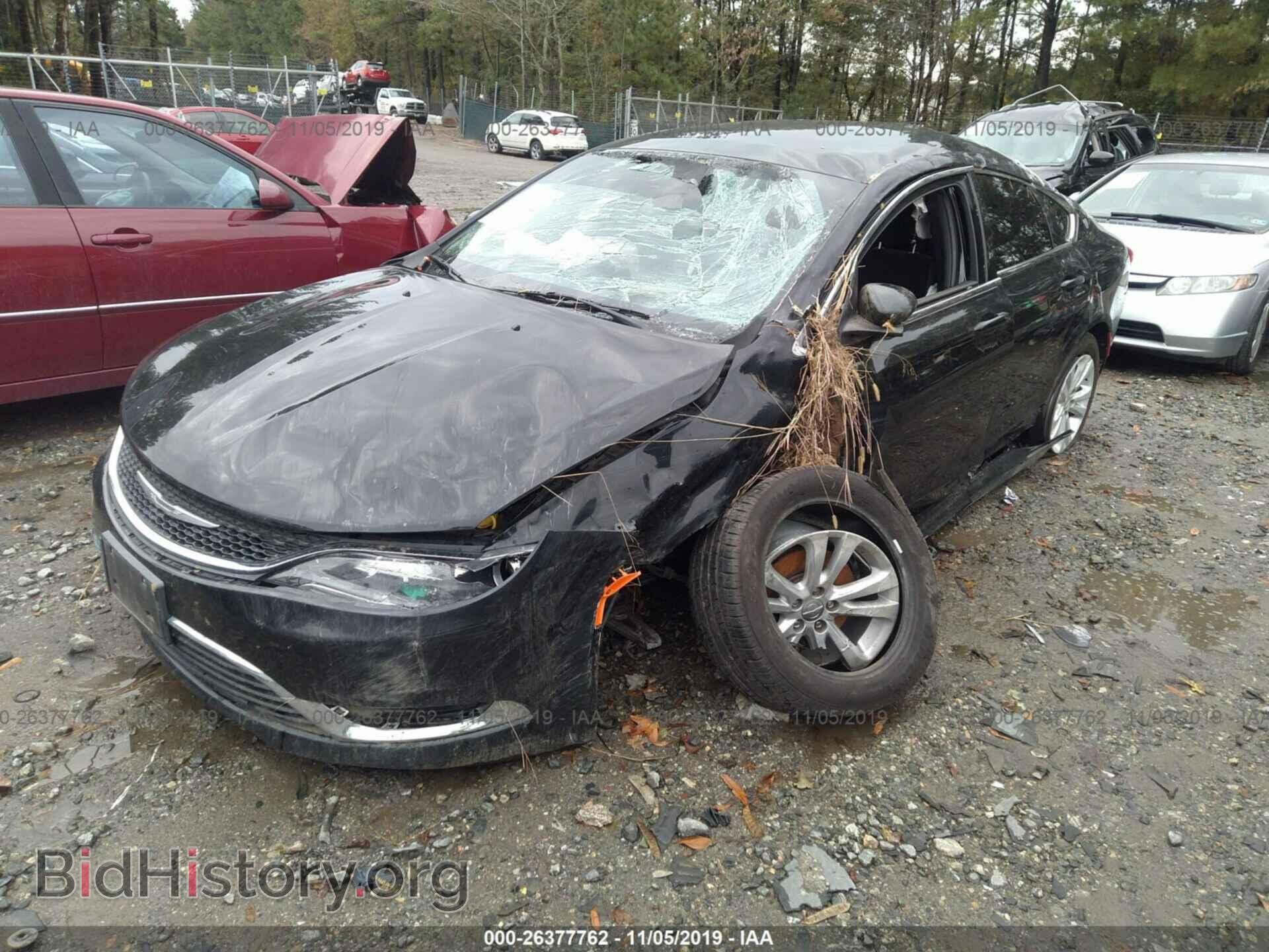 2015 CHRYSLER 200 - VIN: 1C3CCCAB8FN743981 - Photo 2