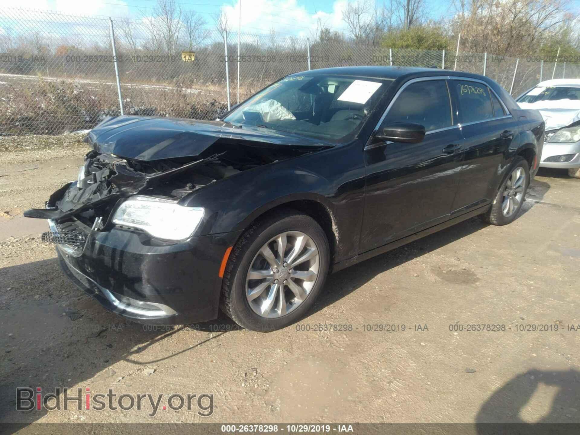 2015 CHRYSLER 300 - VIN: 2C3CCARG5FH736595 - Photo 2