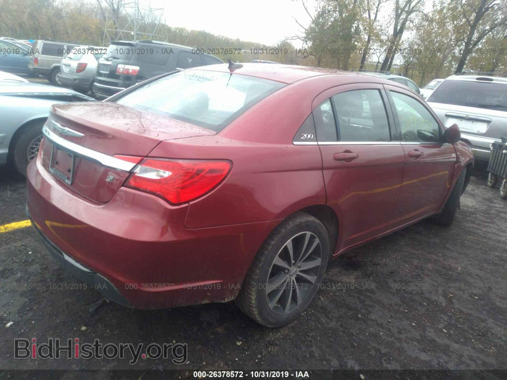 2011 CHRYSLER 200 - VIN: 1C3BC8FG8BN575394 - Фото 4