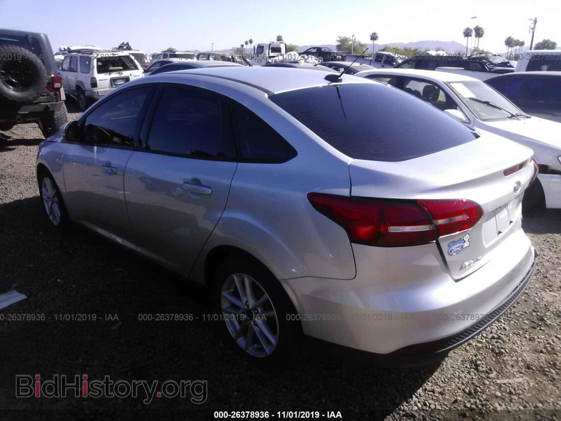 2017 FORD FOCUS - VIN: 1FADP3F2XHL258422 - Photo 3