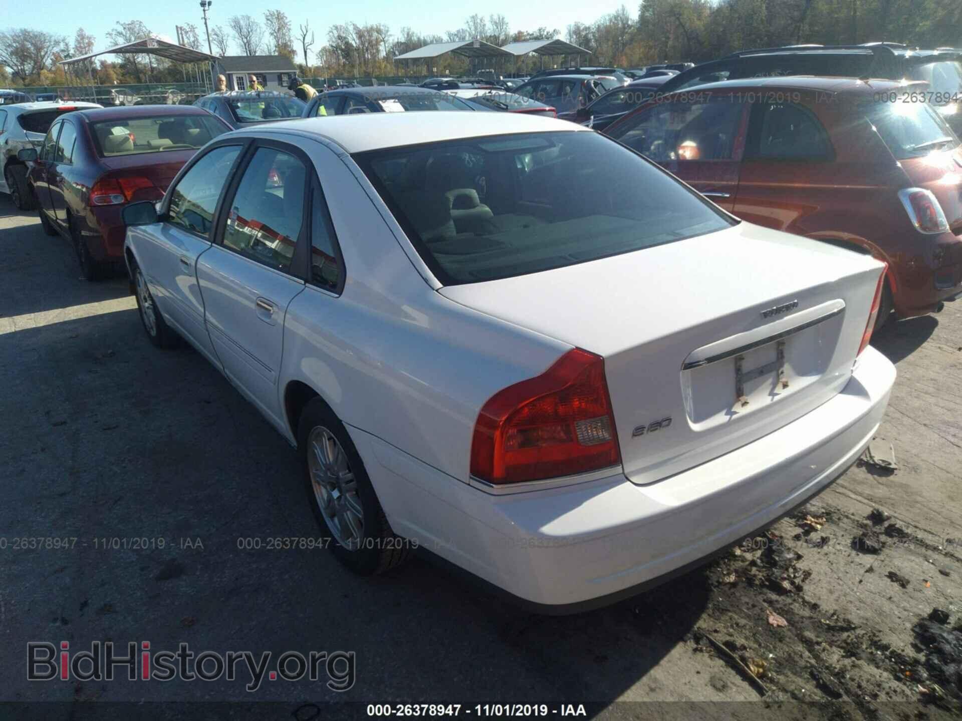 2005 VOLVO S80 - VIN: YV1TS592X51390397 - Фото 3