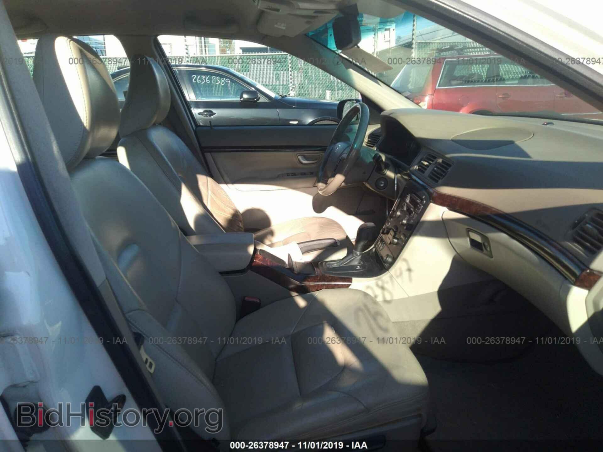 2005 VOLVO S80 - VIN: YV1TS592X51390397 - Фото 5