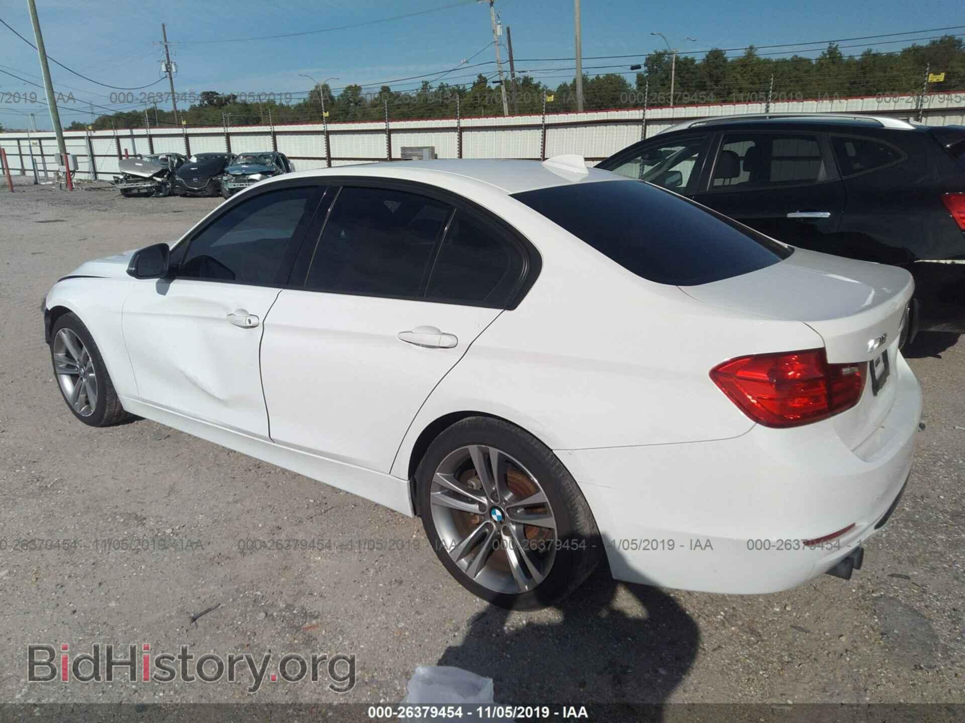 2012 BMW 328 - VIN: WBA3A5G5XCNP16191 - Фото 3