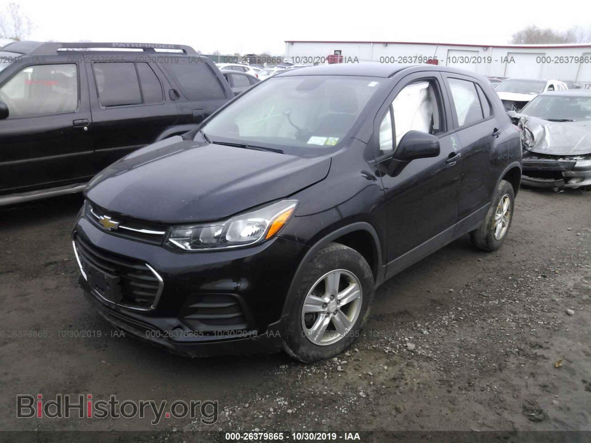 2017 CHEVROLET TRAX - VIN: 3GNCJNSB8HL192599 - Фото 2