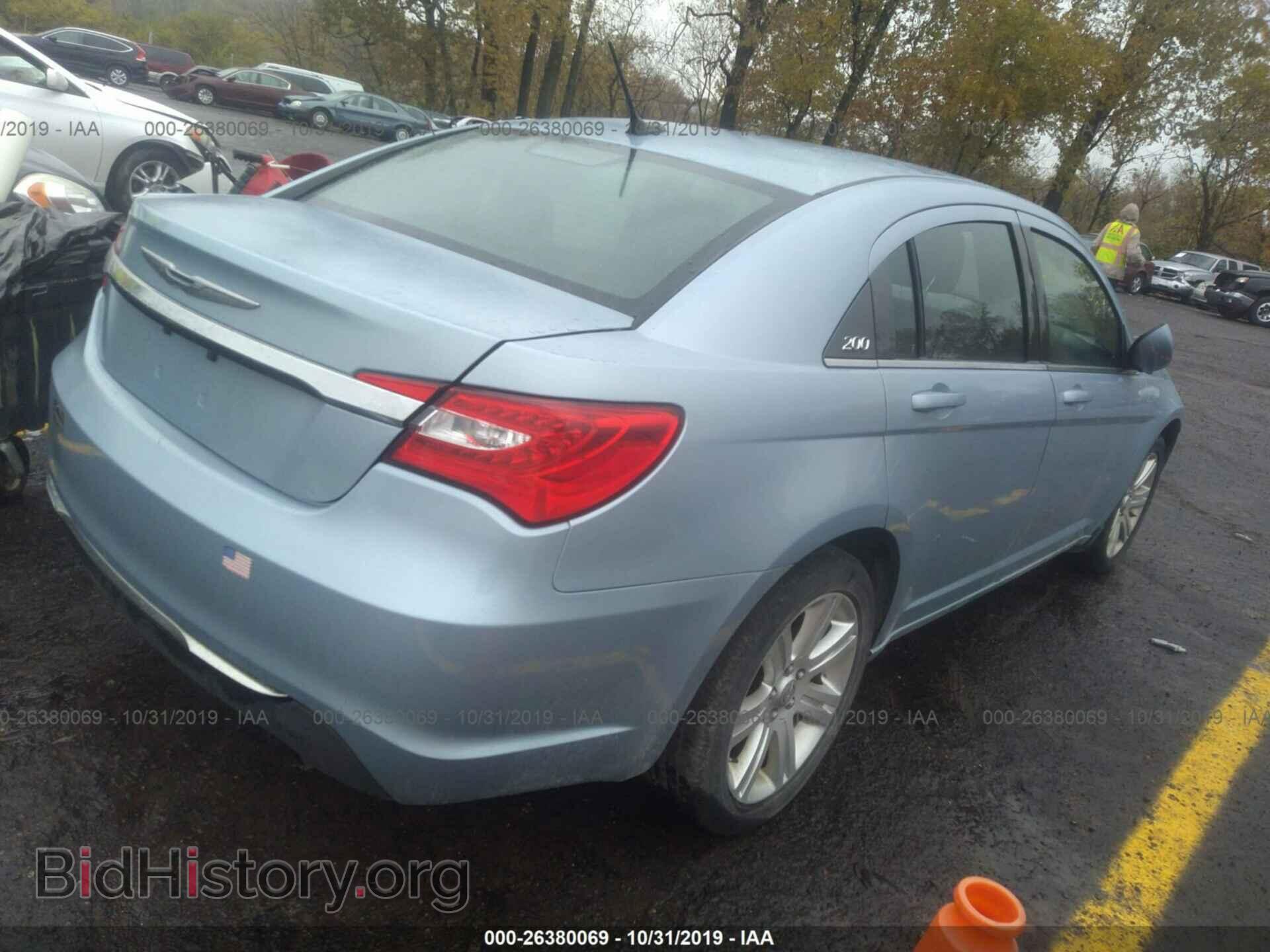 2013 CHRYSLER 200 - VIN: 1C3CCBBB9DN694778 - Photo 4