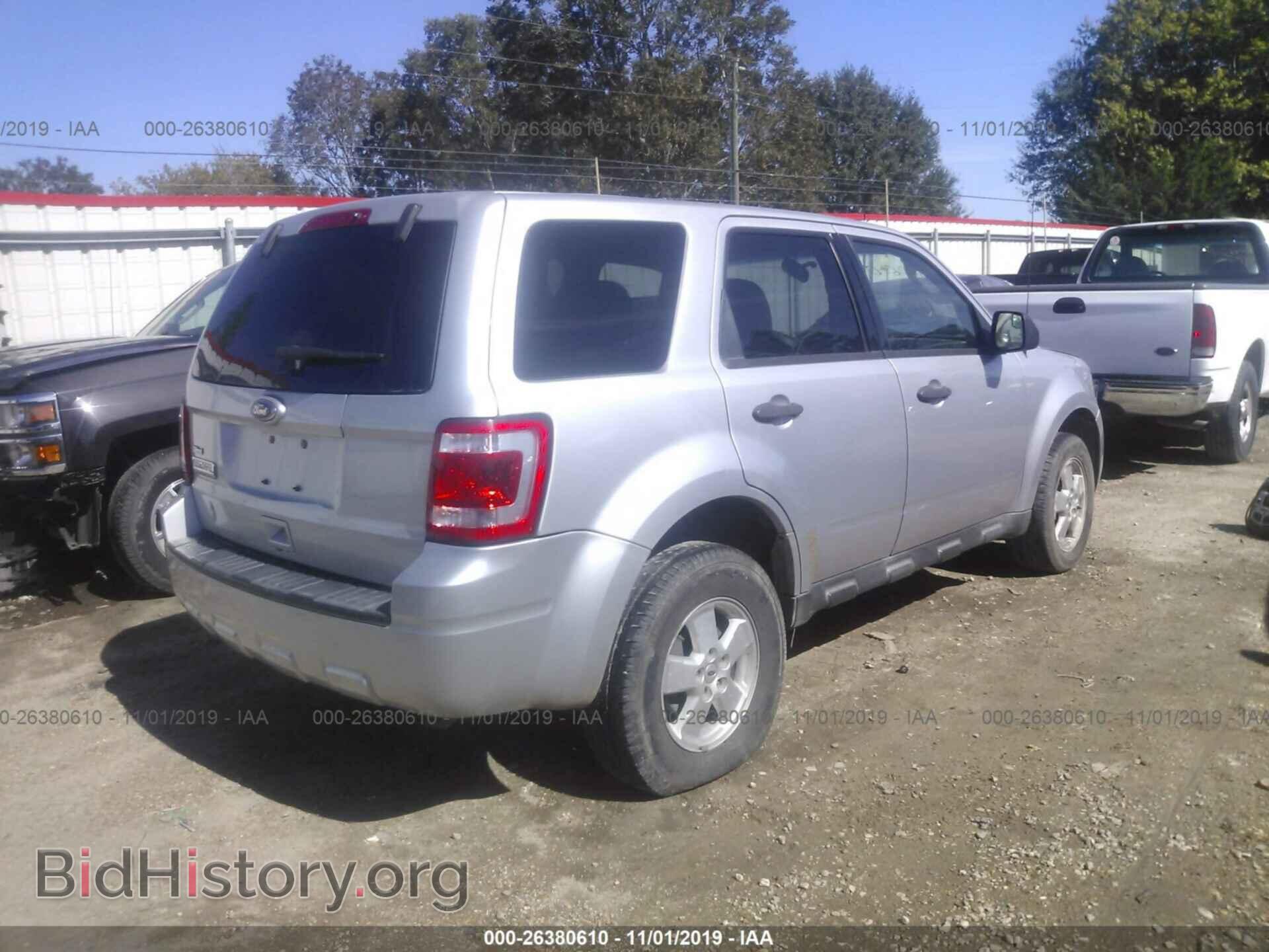 2011 FORD ESCAPE - VIN: 1FMCU0C79BKA51168 - Фото 4