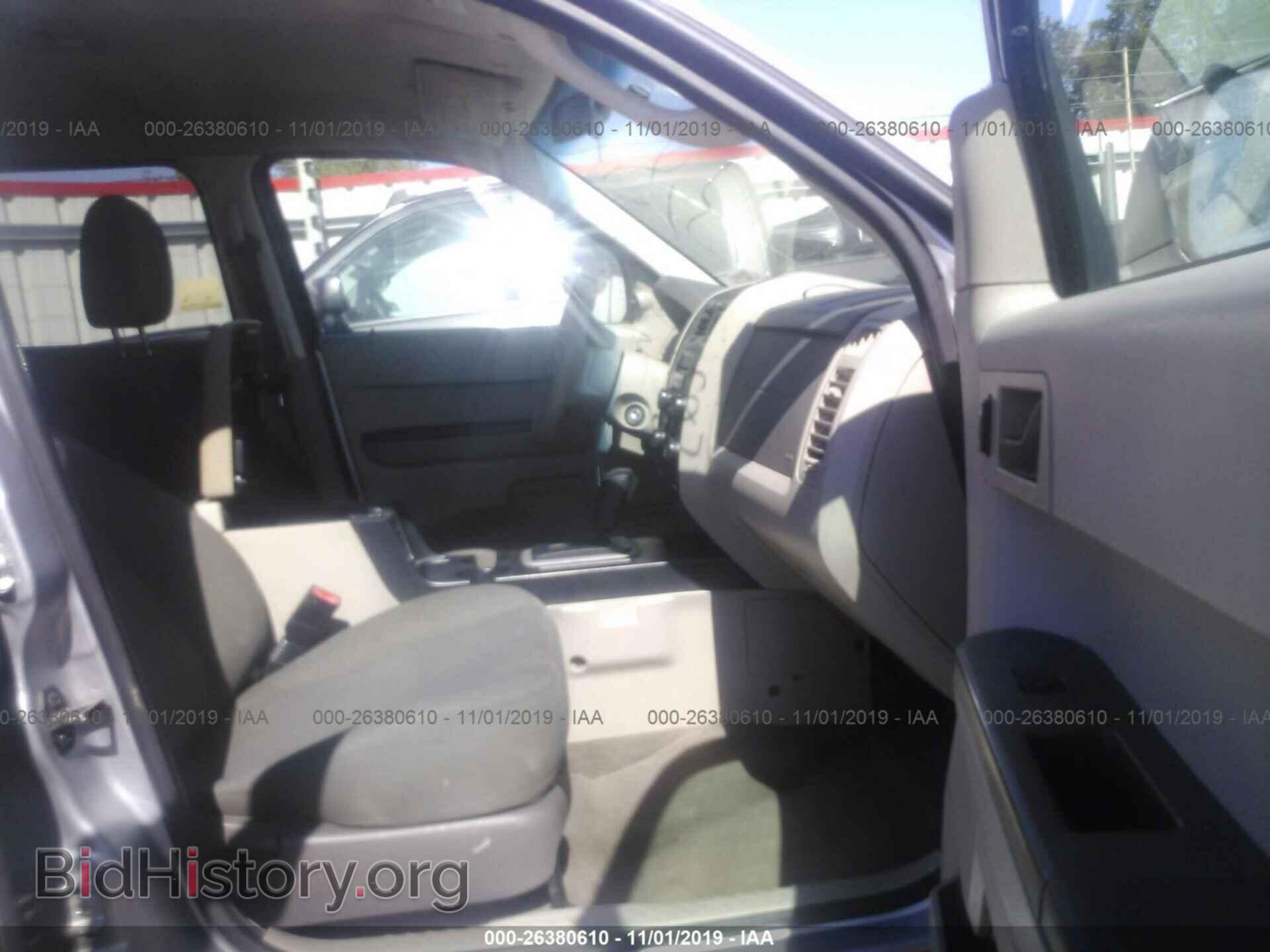 2011 FORD ESCAPE - VIN: 1FMCU0C79BKA51168 - Фото 5