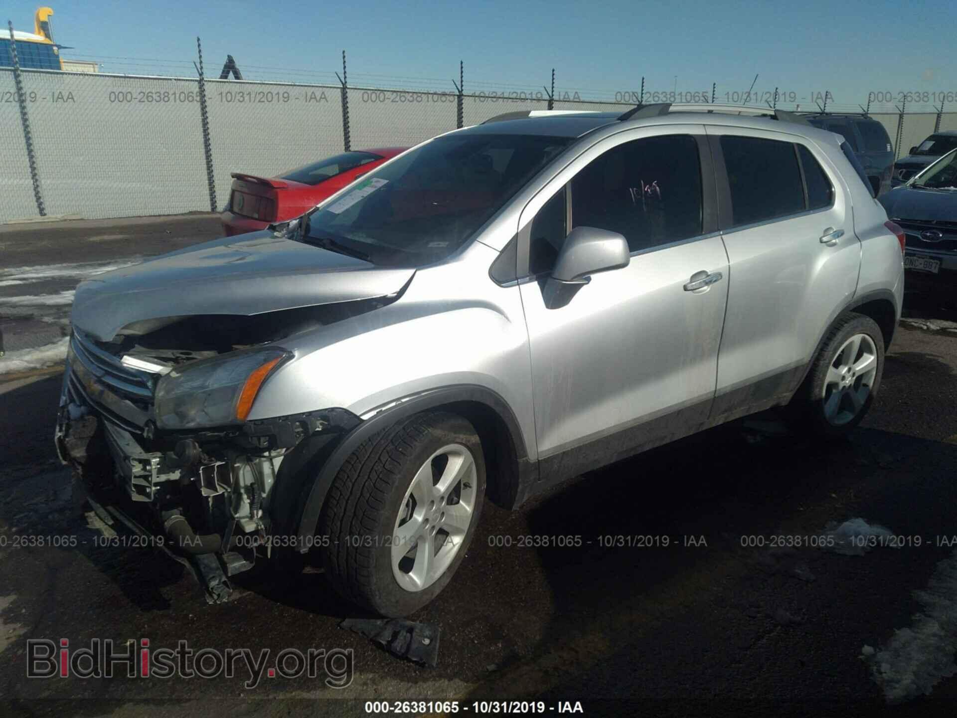 2015 CHEVROLET TRAX - VIN: 3GNCJNSB0FL197180 - Фото 2