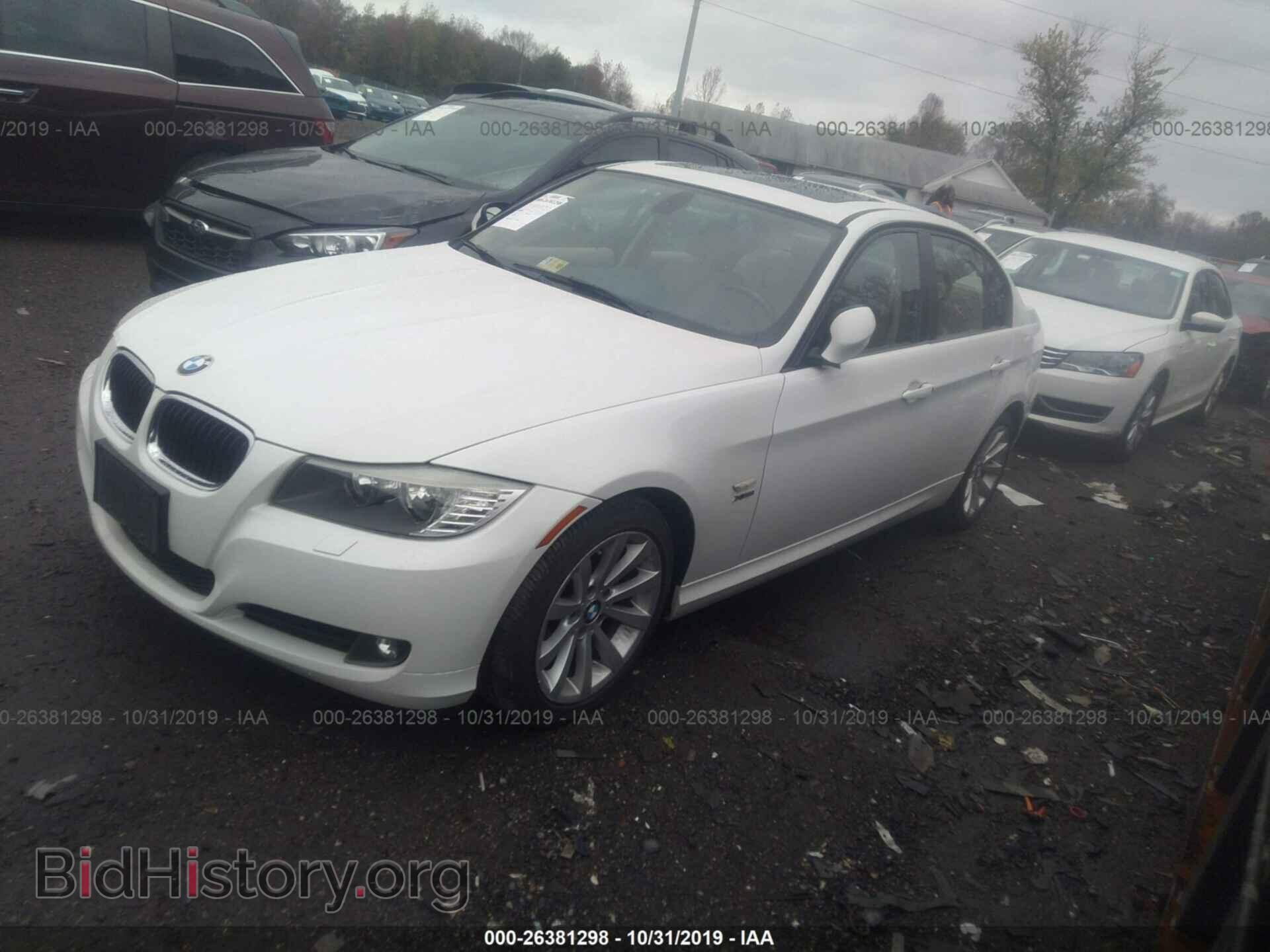2011 BMW 328 - VIN: WBAPK5C50BA658067 - Фото 2