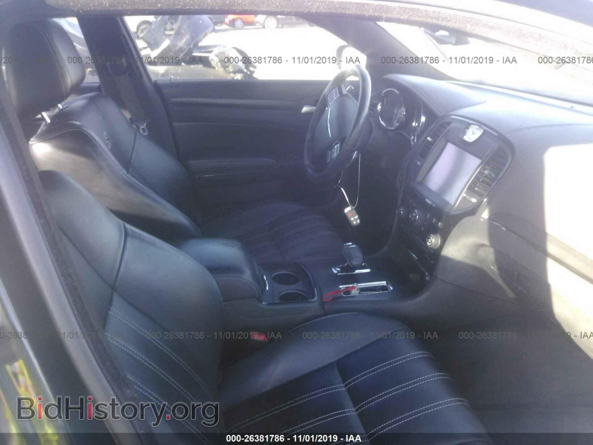 2012 CHRYSLER 300 - VIN: 2C3CCABG1CH256995 - Photo 5
