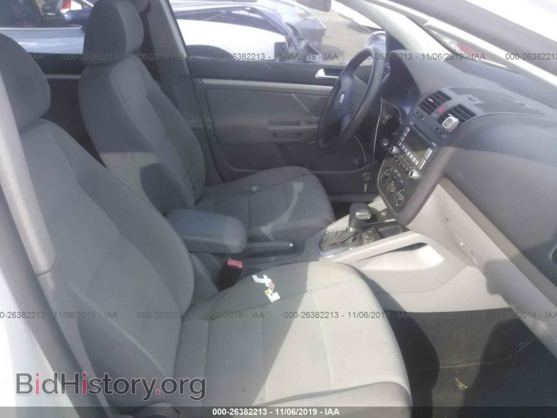 2008 VOLKSWAGEN RABBIT - VIN: WVWDB71K38W220794 - Фото 5