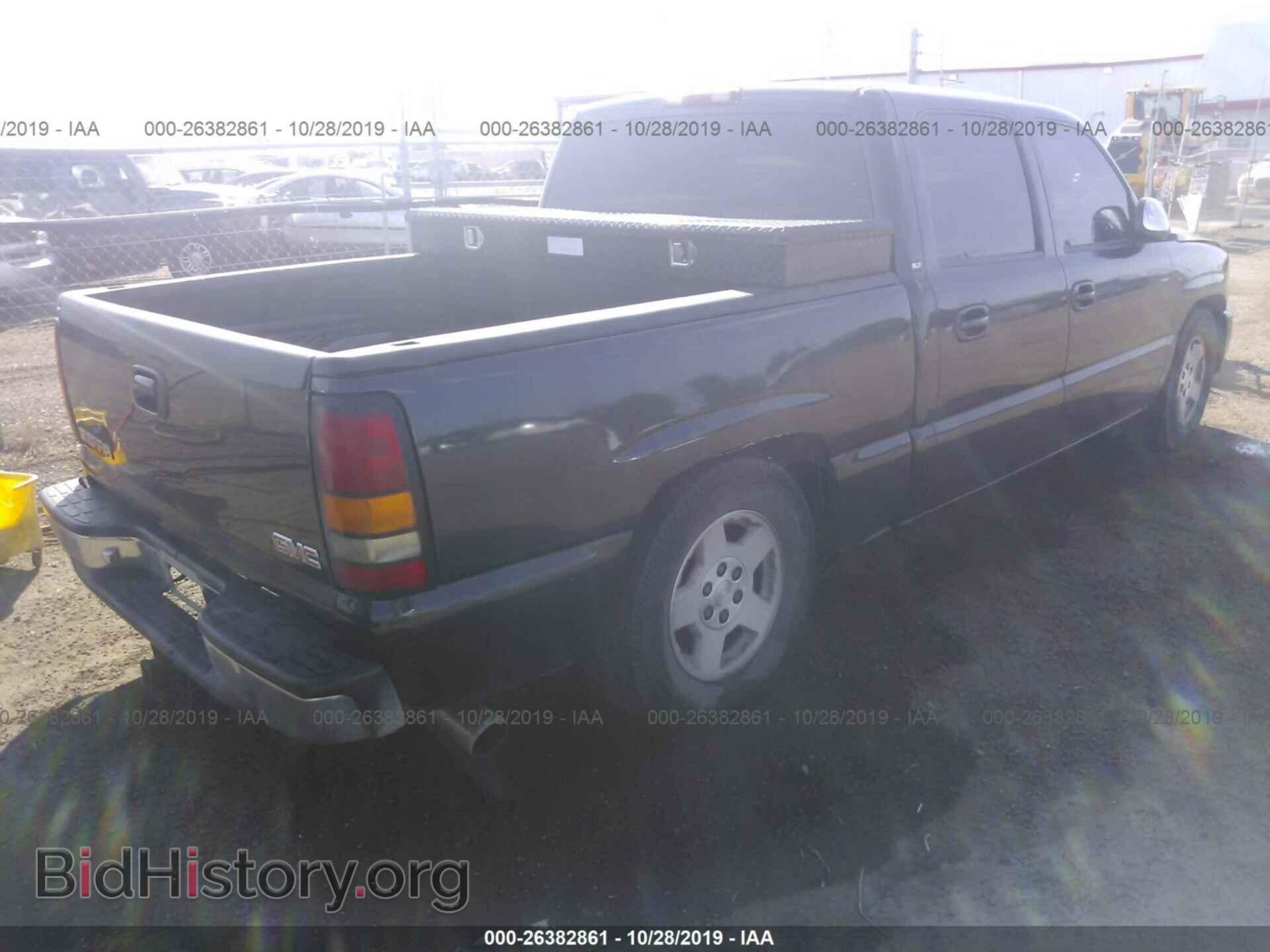 2005 GMC NEW SIERRA - VIN: 2GTEC13TX51170855 - Фото 4