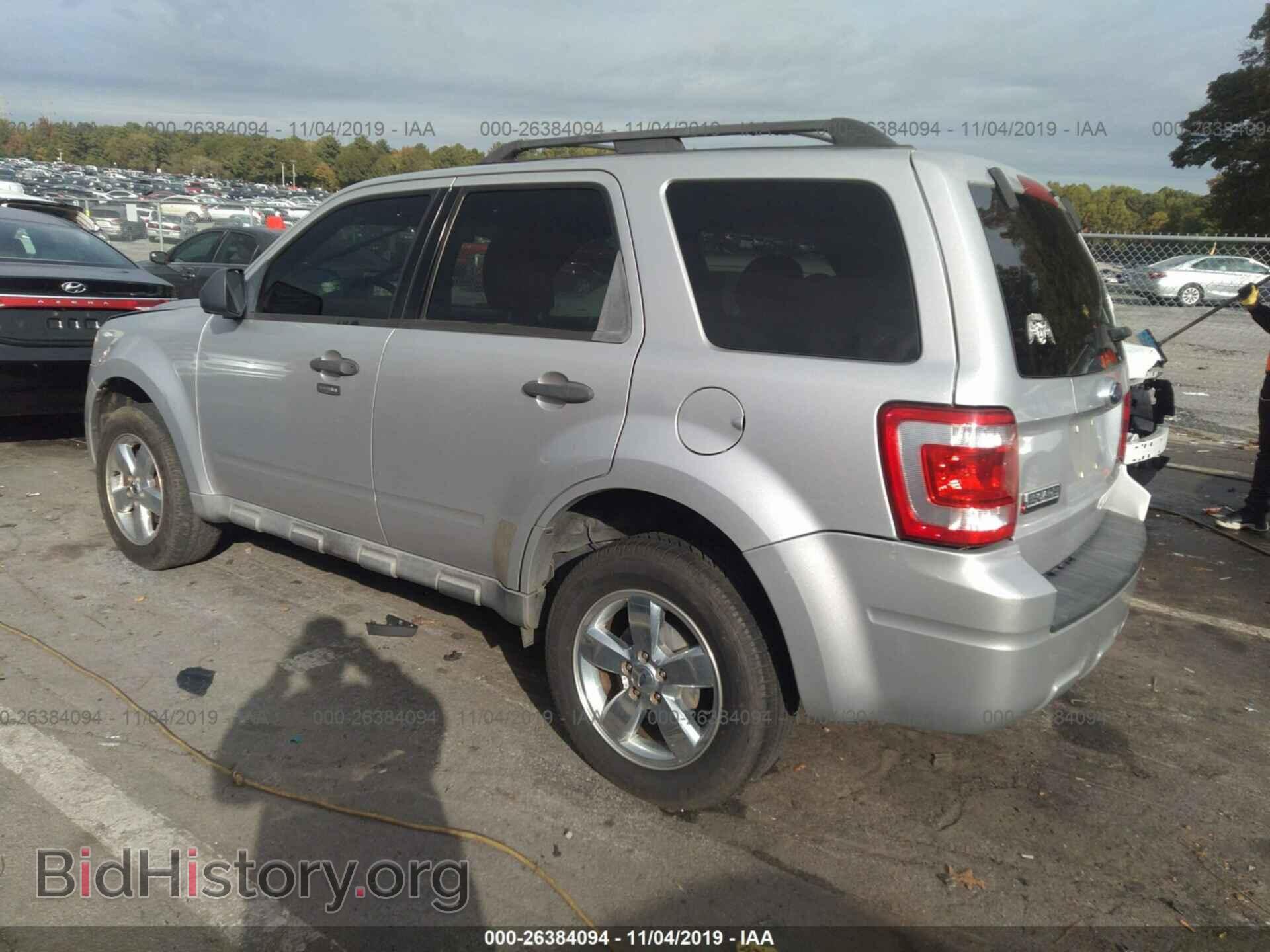 2009 FORD ESCAPE - VIN: 1FMCU037X9KB02221 - Фото 3
