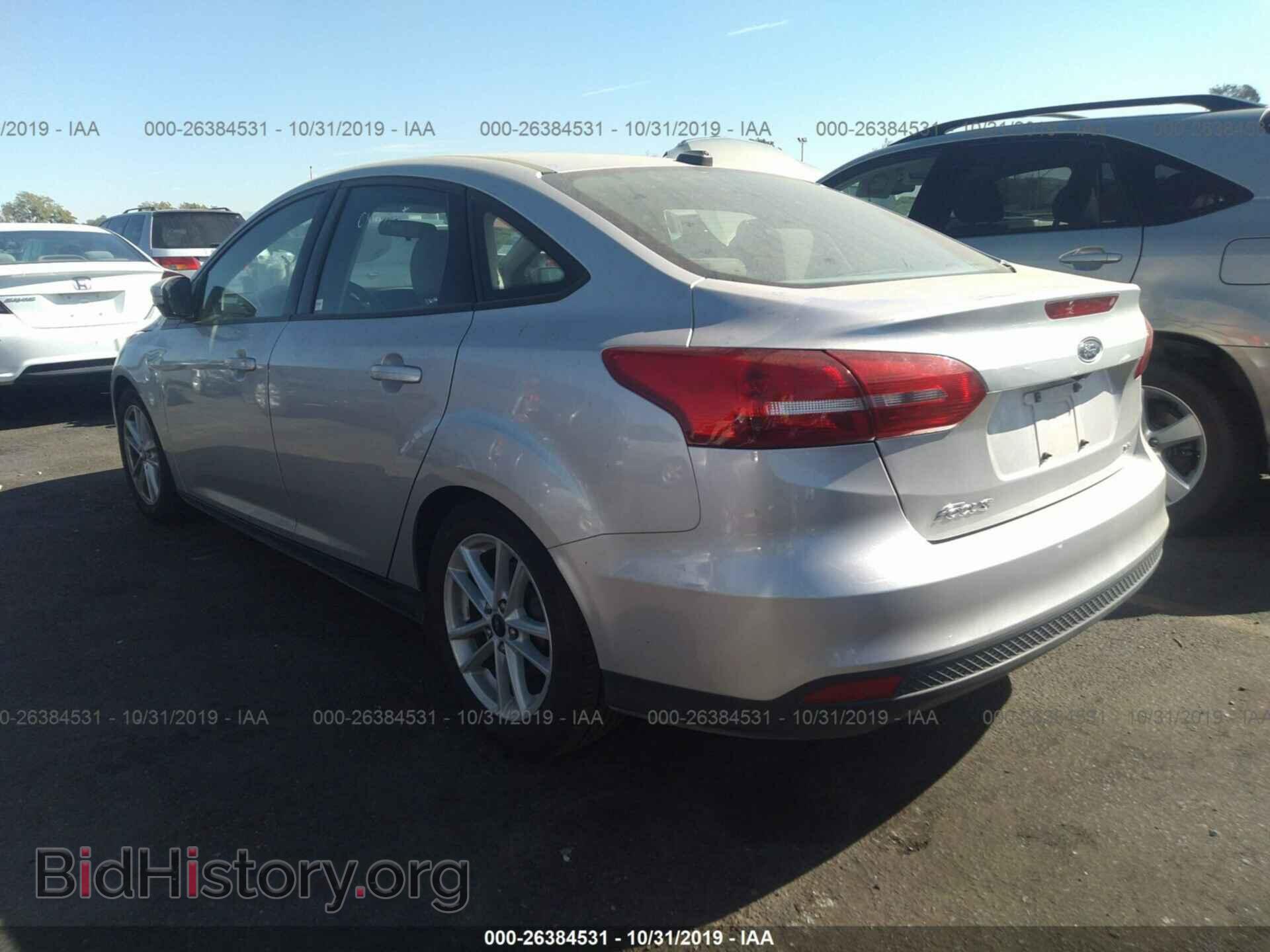 2017 FORD FOCUS - VIN: 1FADP3F2XHL267556 - Фото 3