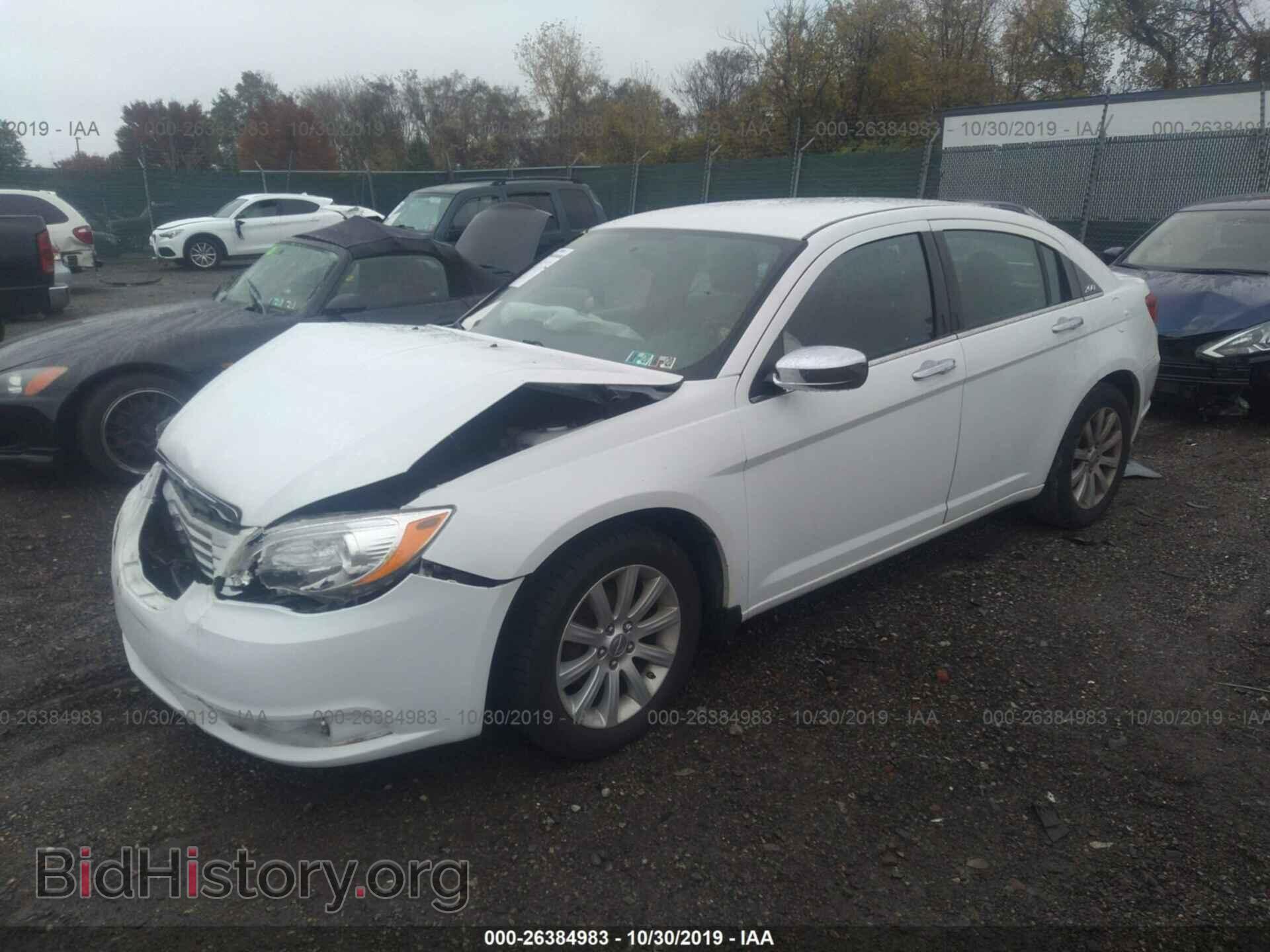 2014 CHRYSLER 200 - VIN: 1C3CCBCG6EN179653 - Фото 2
