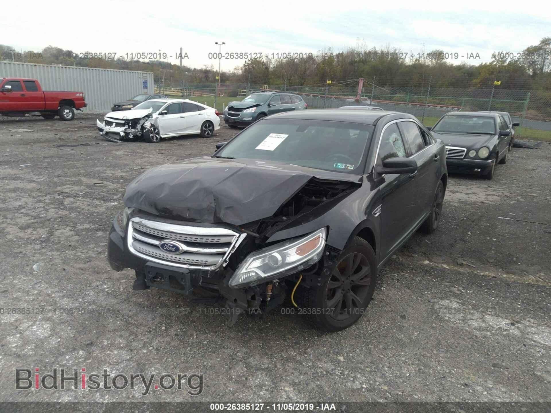 2011 FORD TAURUS - VIN: 1FAHP2EW9BG107927 - Фото 2