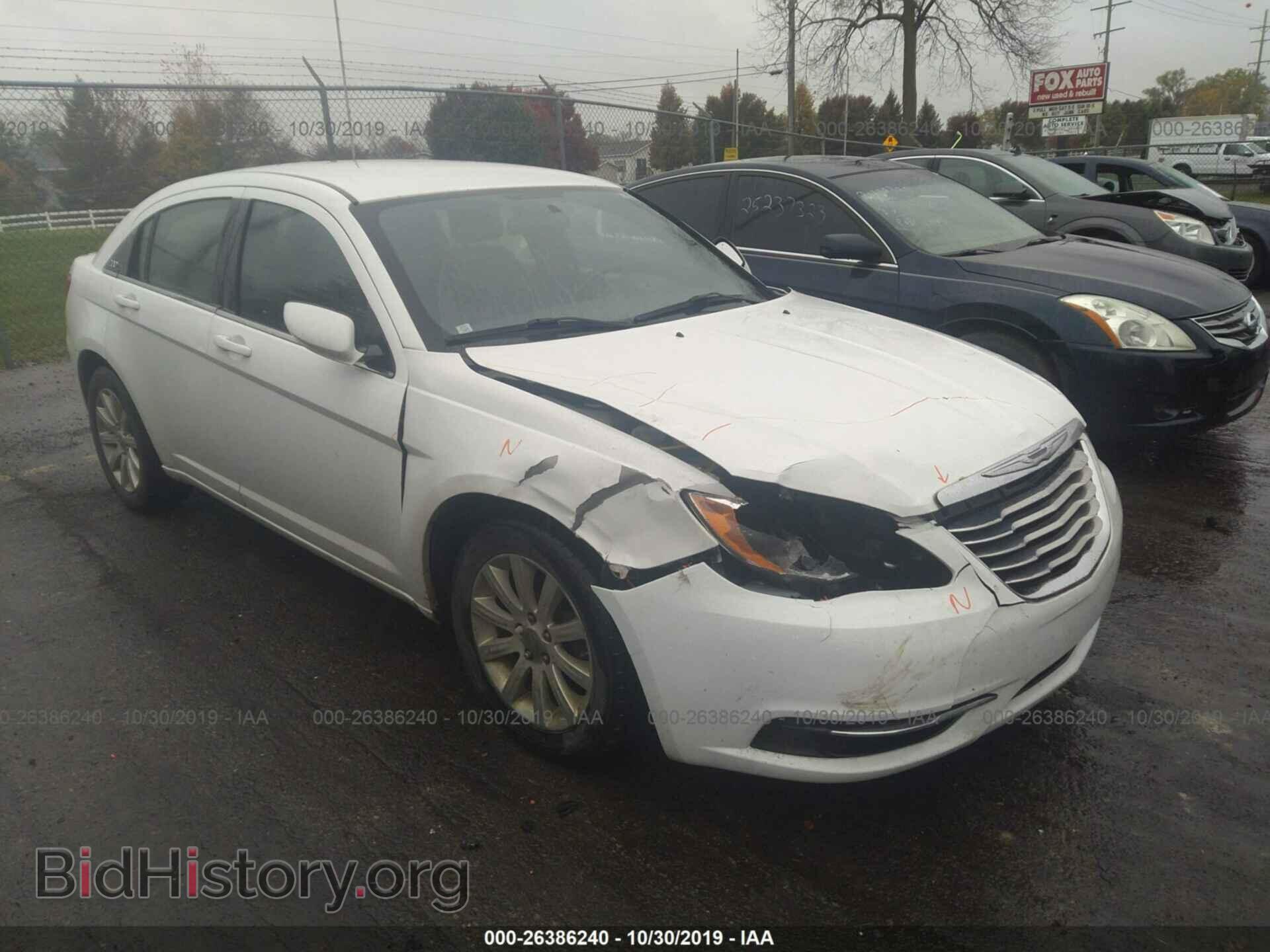 Photo 1C3CCBBB8DN627721 - CHRYSLER 200 2013