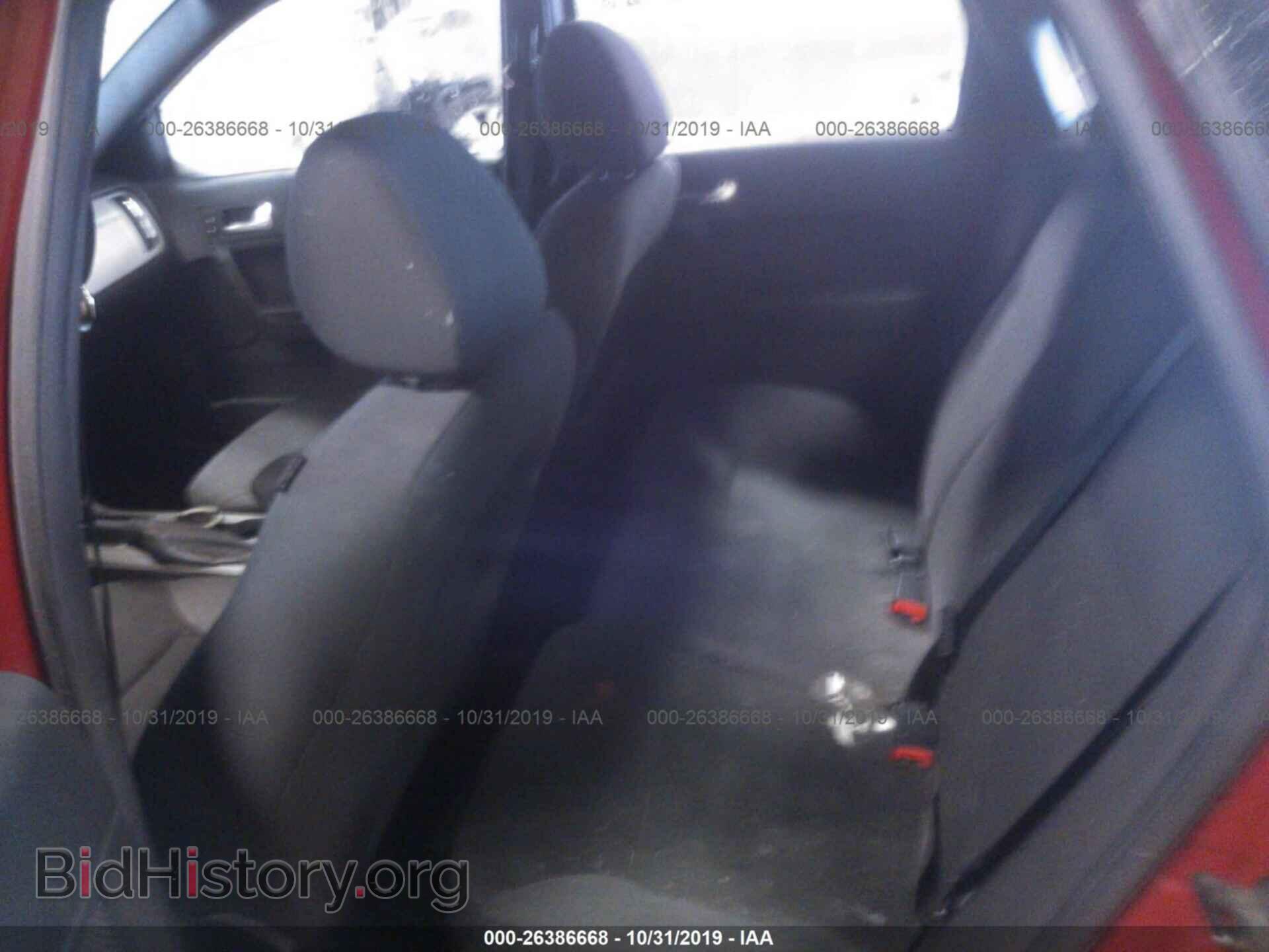 2010 FORD FOCUS - VIN: 1FAHP3GNXAW273095 - Photo 8