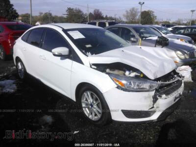 2016 Ford FOCUS SE, белый — VIN 1FADP3F21GL305464, IAAI