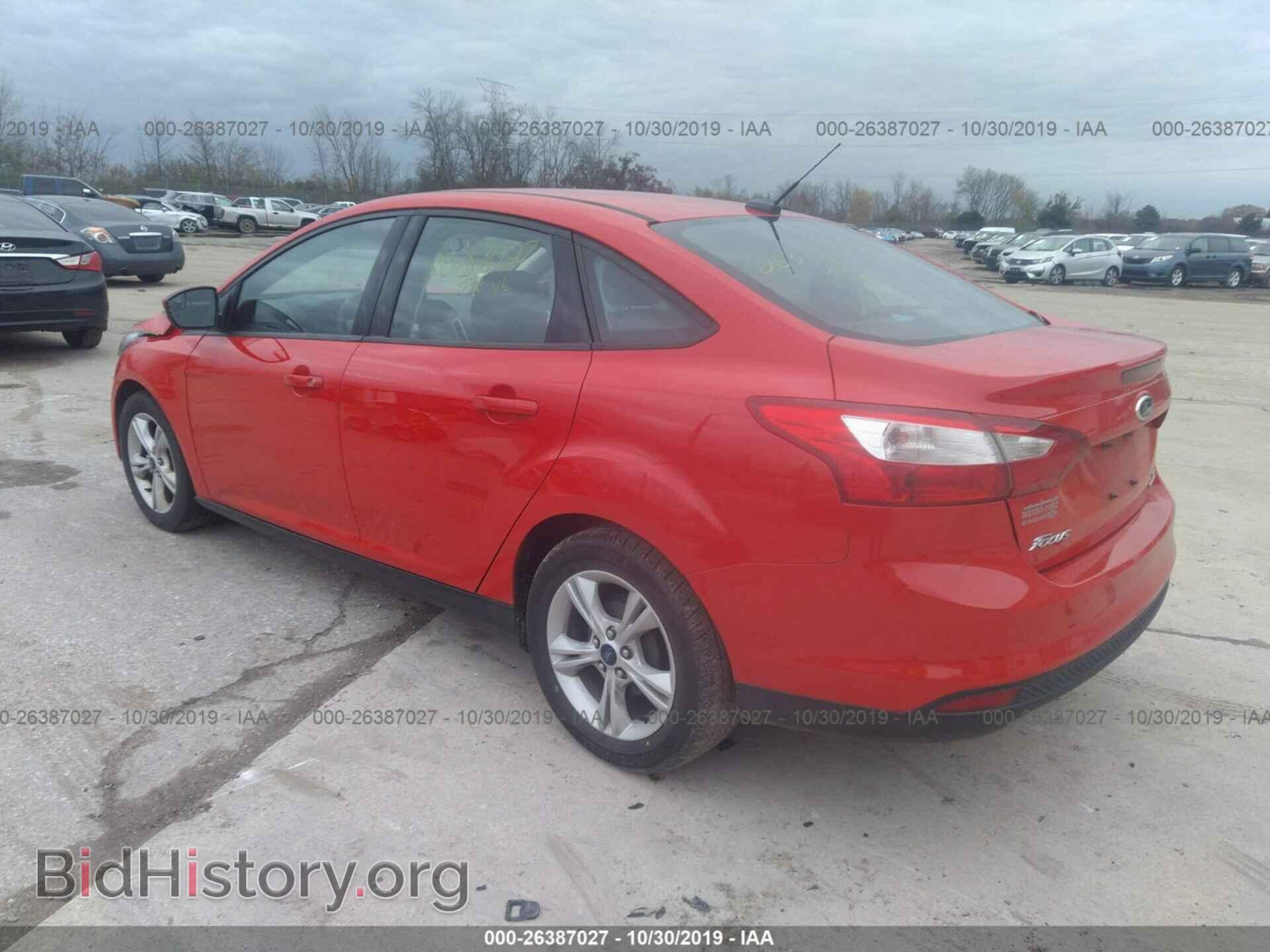 2014 Ford Focus - VIN: 1FADP3F26EL417951 - Photo 3