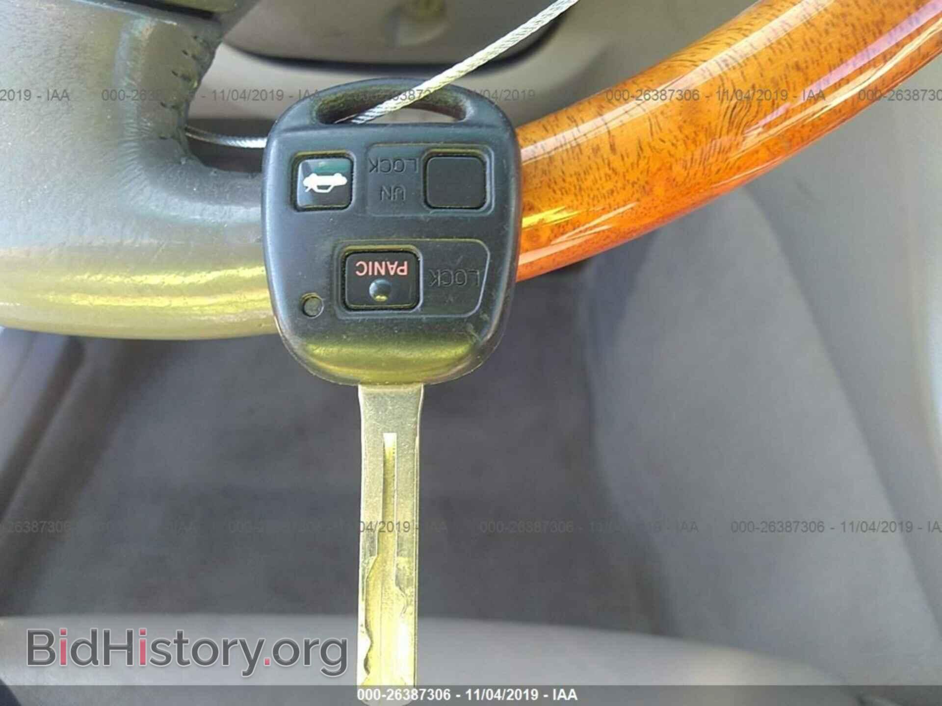 2002 LEXUS LS - VIN: JTHBN30F920062062 - Photo 11
