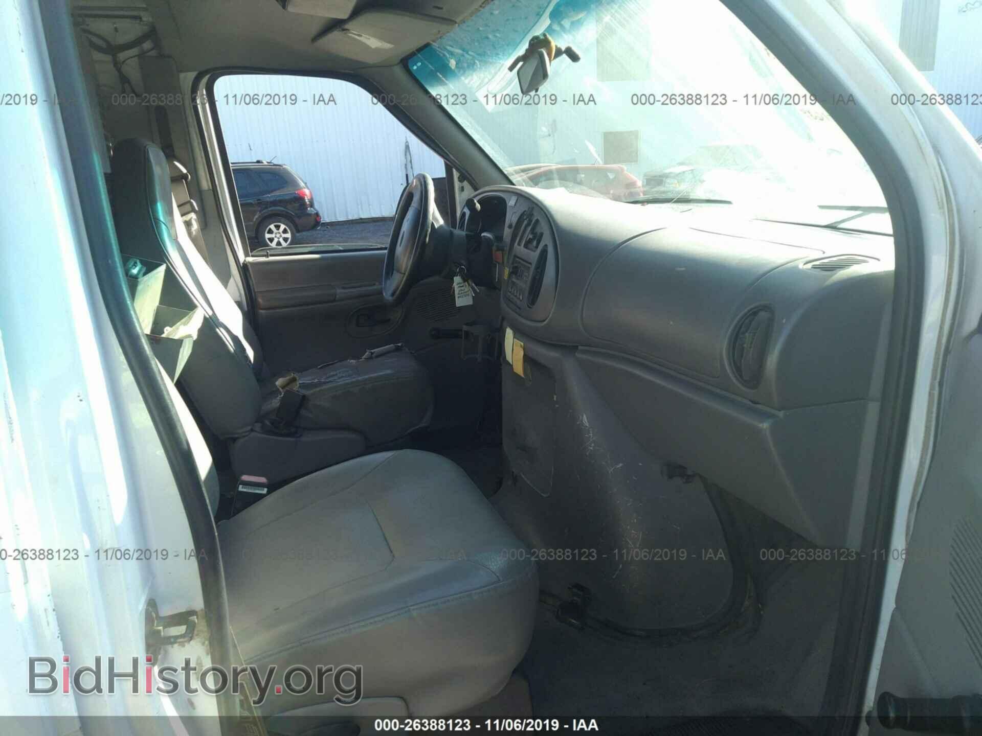 2000 FORD ECONOLINE - VIN: 1FTSE34L2YHB00517 - Фото 5