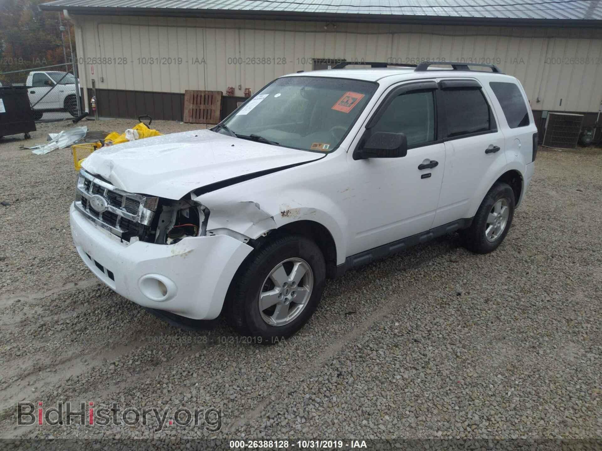 2011 FORD ESCAPE - VIN: 1FMCU9D74BKC54844 - Фото 2