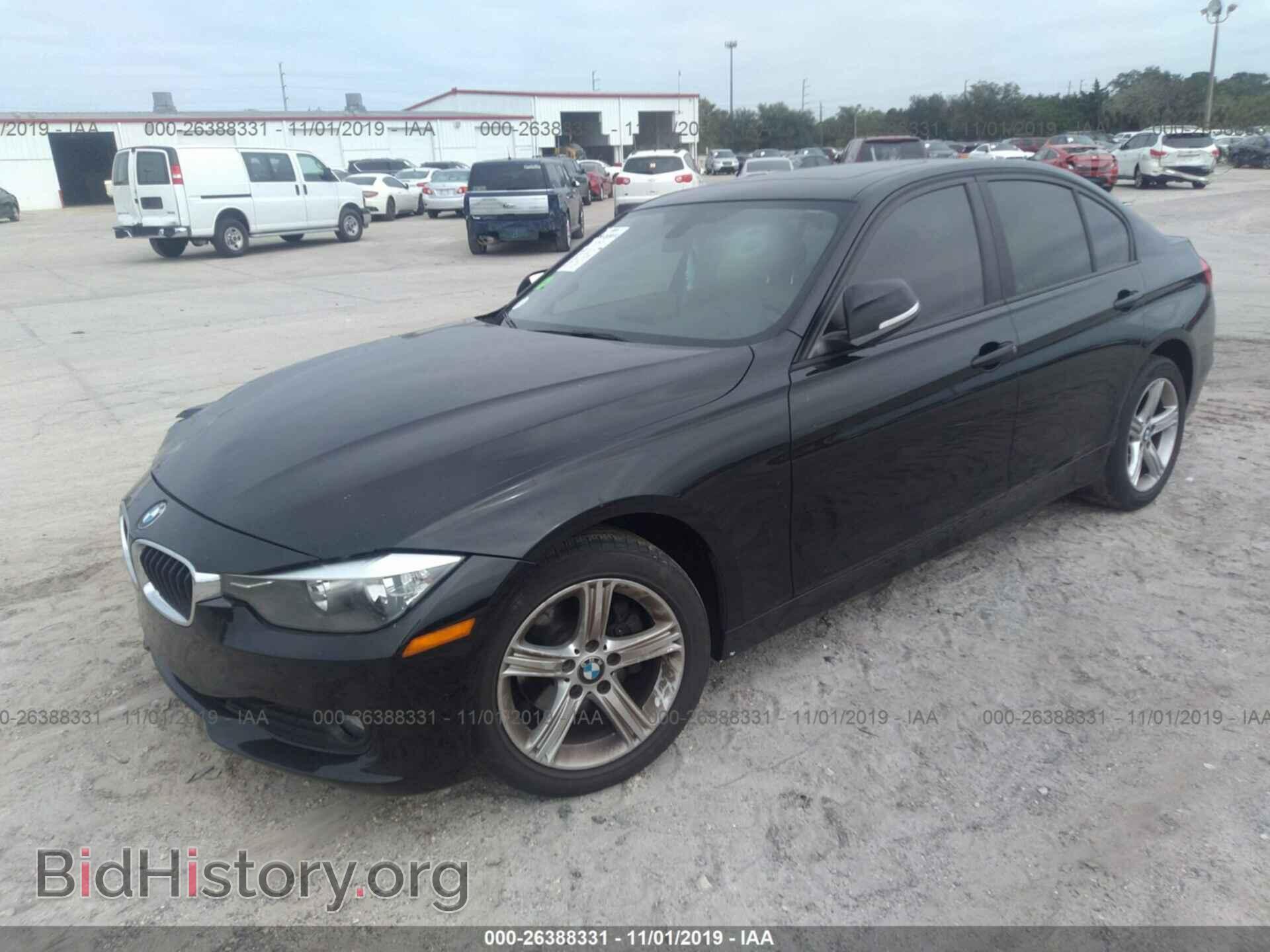 2014 BMW 320 - VIN: WBA3B1C52EK131492 - Фото 2