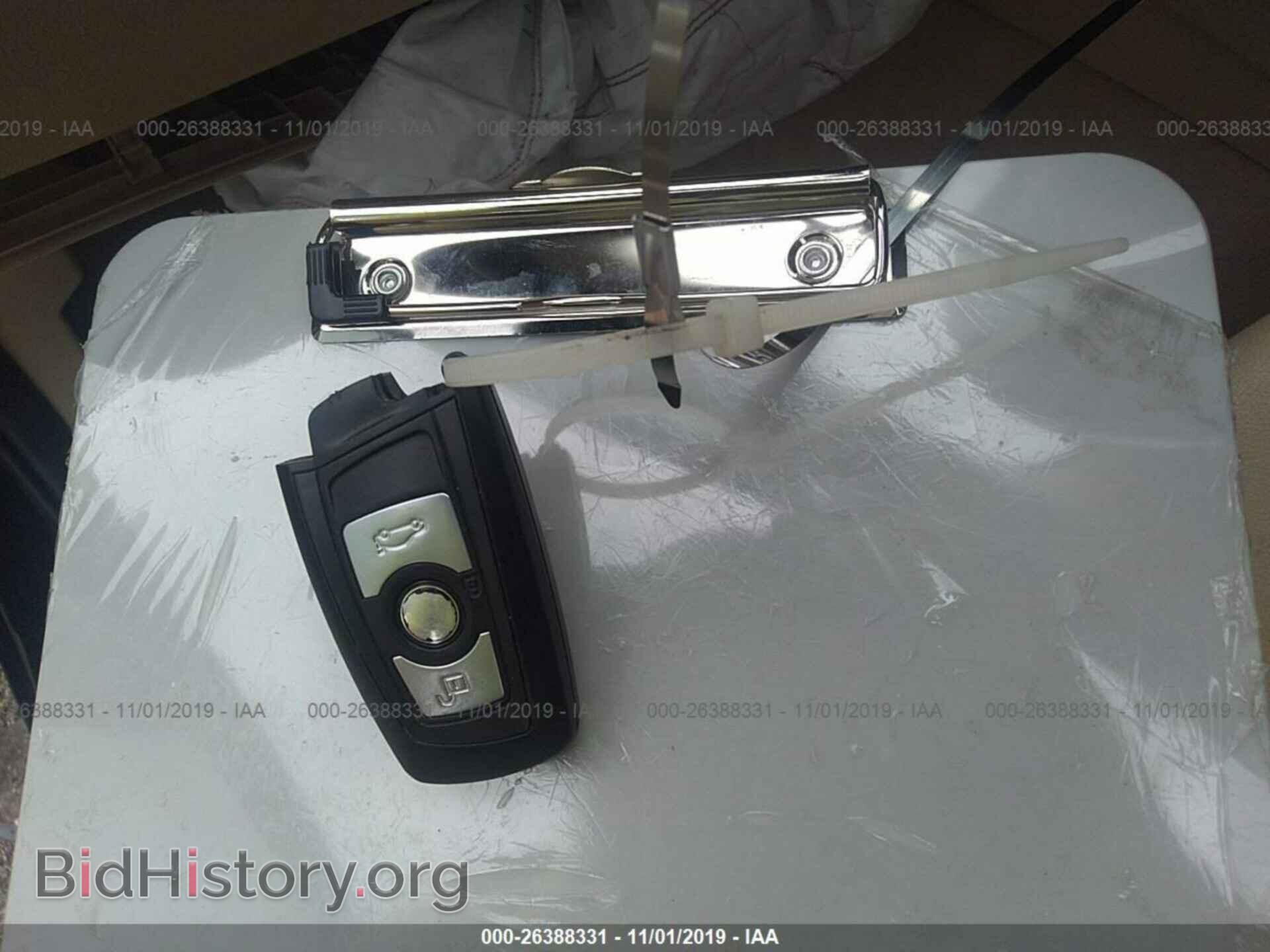 2014 BMW 320 - VIN: WBA3B1C52EK131492 - Фото 11