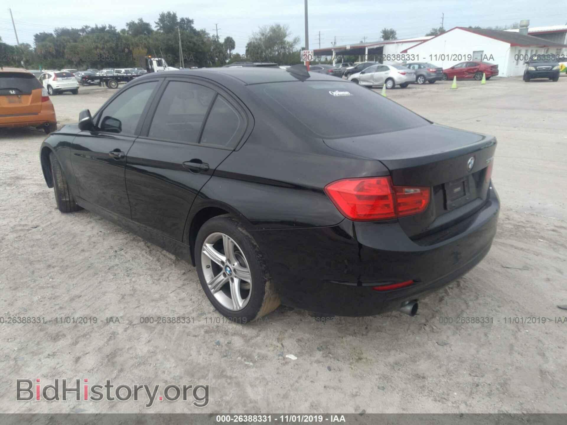 2014 BMW 320 - VIN: WBA3B1C52EK131492 - Фото 3