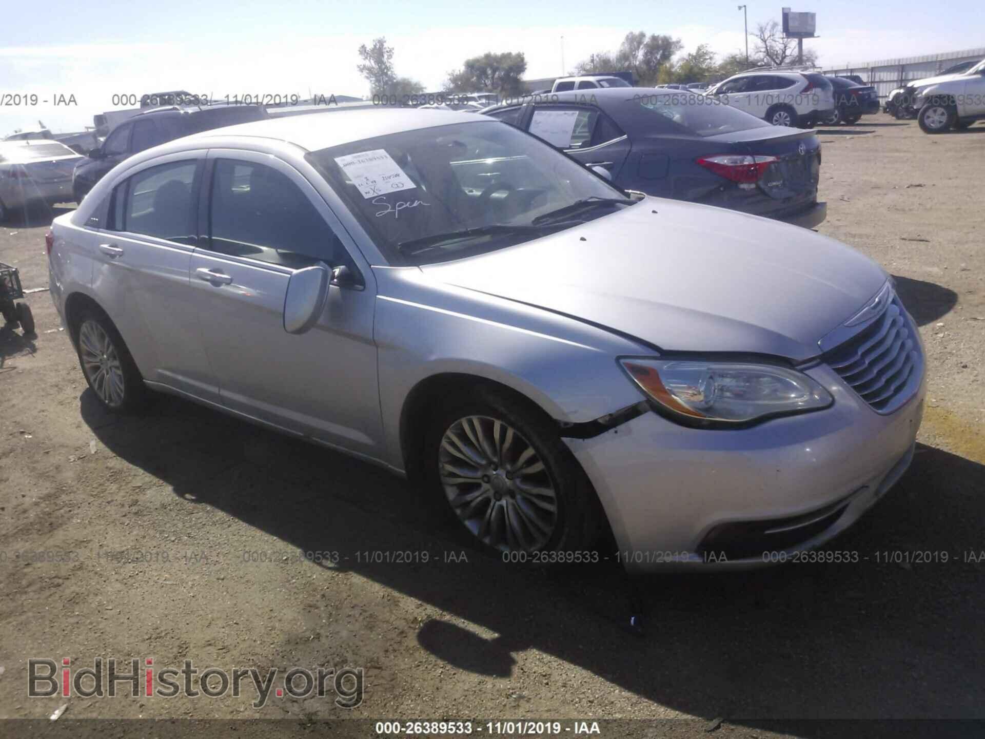 Фотография 1C3CCBABXCN105236 - CHRYSLER 200 2012