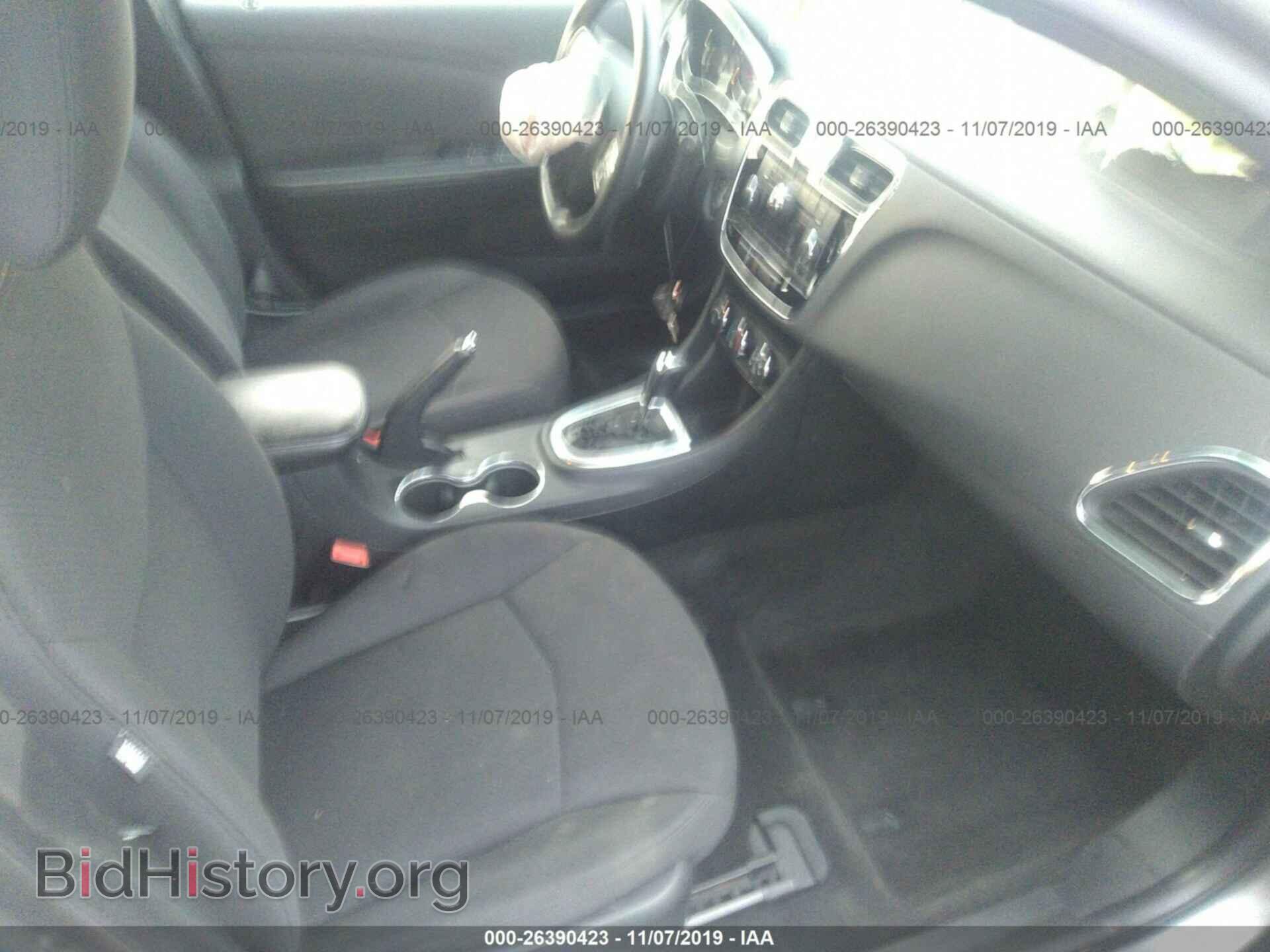 2012 CHRYSLER 200 - VIN: 1C3CCBABXCN320566 - Photo 5