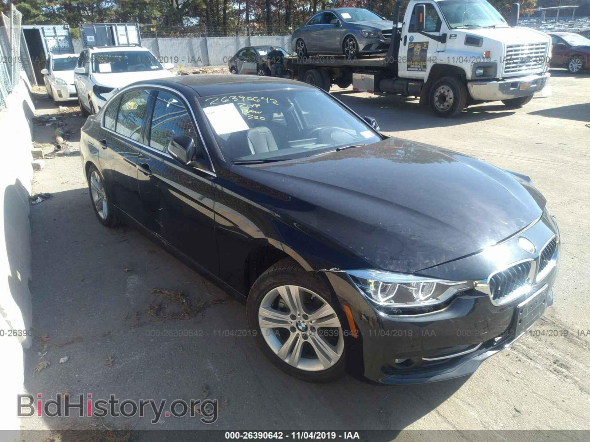 Photo WBA8D9C54JEB35618 - BMW 330 2018