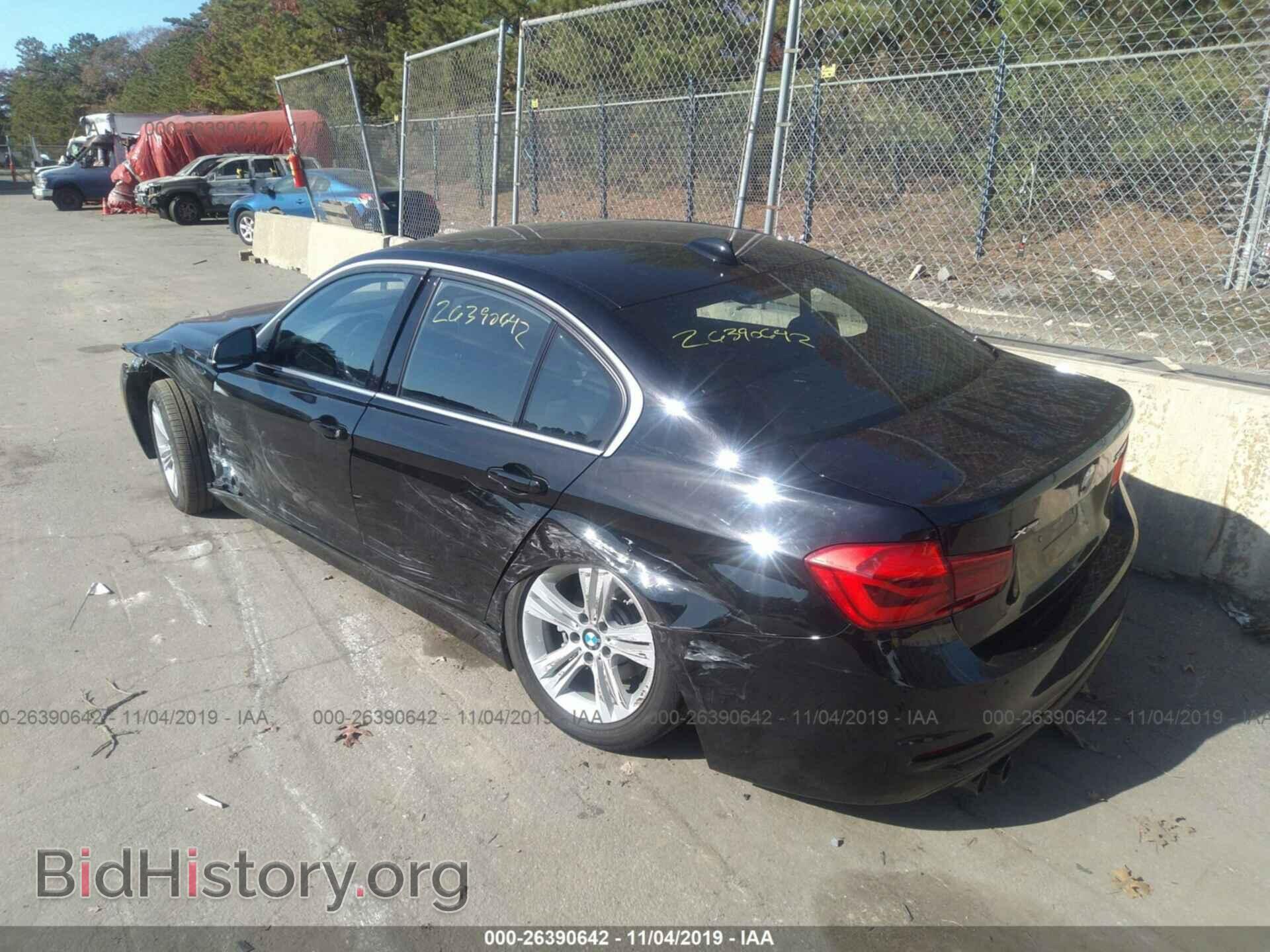 2018 BMW 330 - VIN: WBA8D9C54JEB35618 - Фото 3