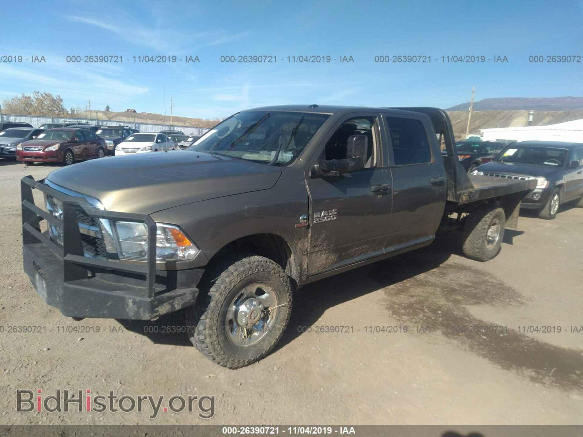 2013 RAM 2500 - VIN: 3C6UR5HL6DG557443 - Фото 2