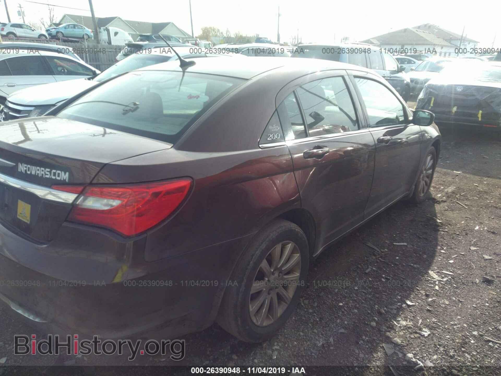 2013 CHRYSLER 200 - VIN: 1C3CCBBB1DN614938 - Photo 4