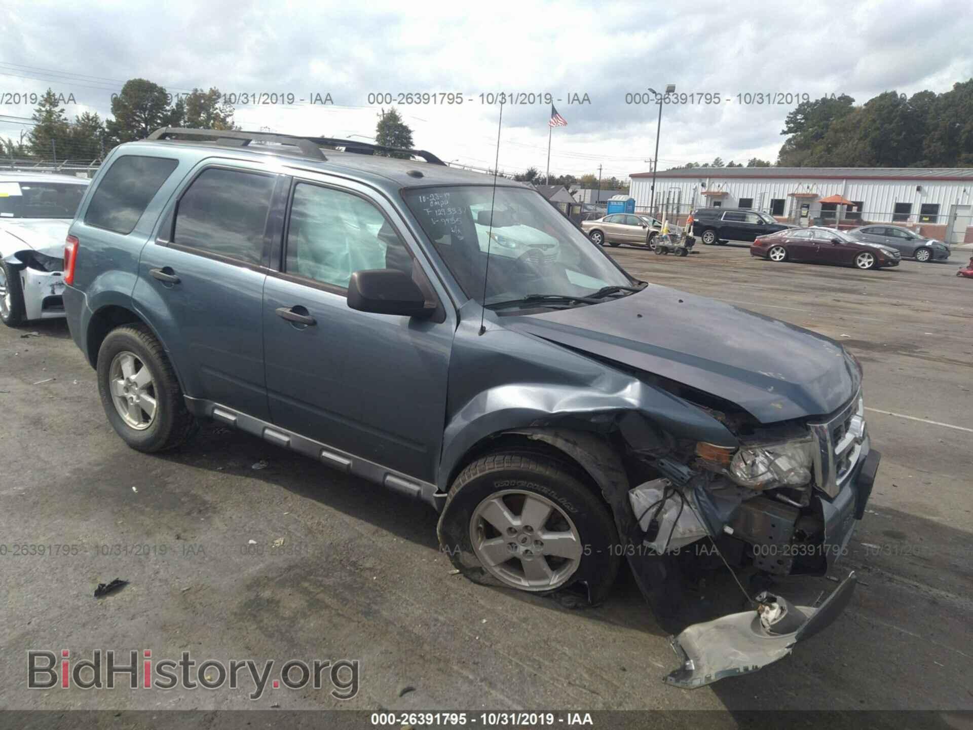 Photo 1FMCU9D77BKB99435 - FORD ESCAPE 2011