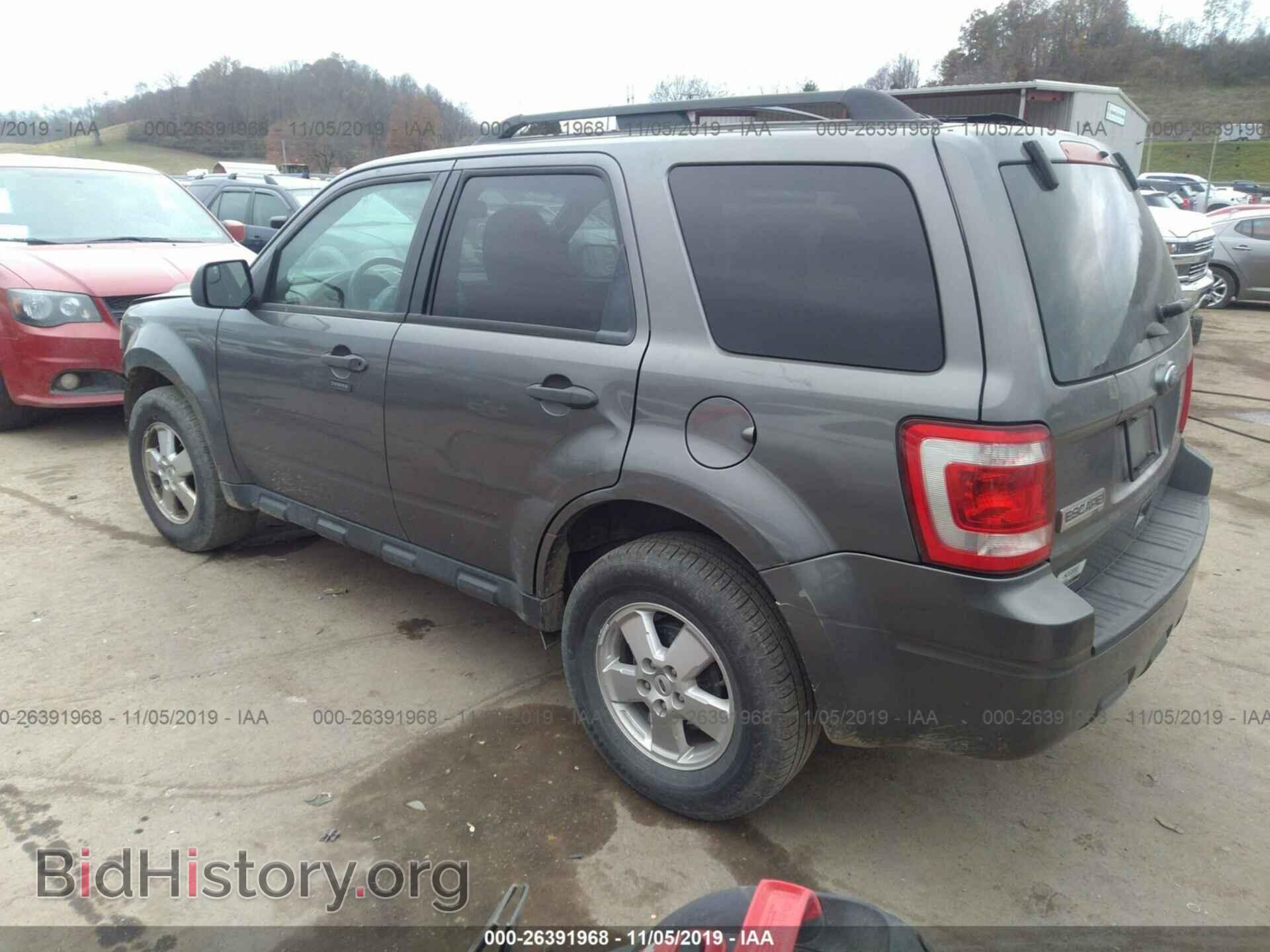 2011 FORD ESCAPE - VIN: 1FMCU9D72BKB51423 - Фото 3